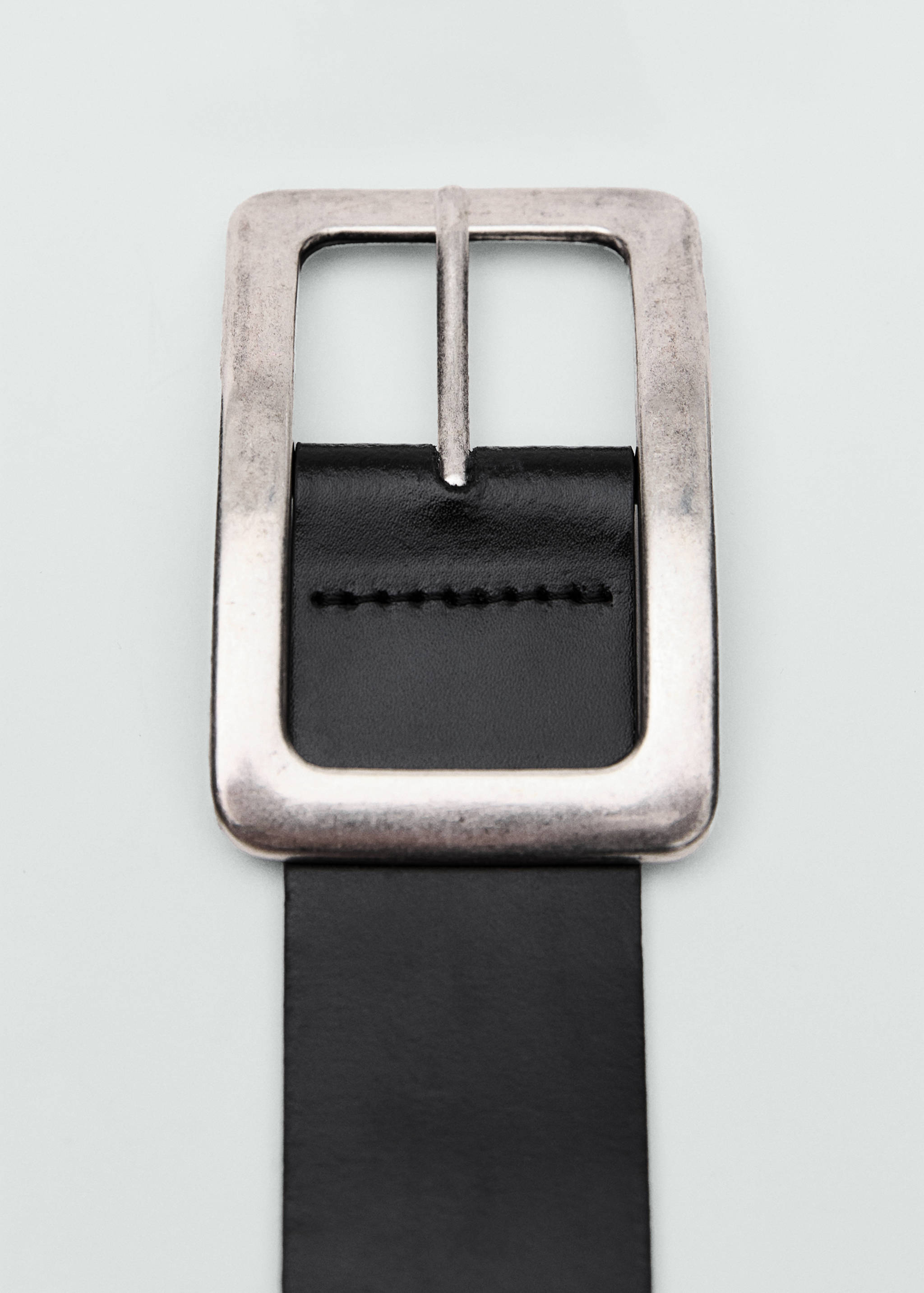 Leather belt with square buckle - Details of the article 1