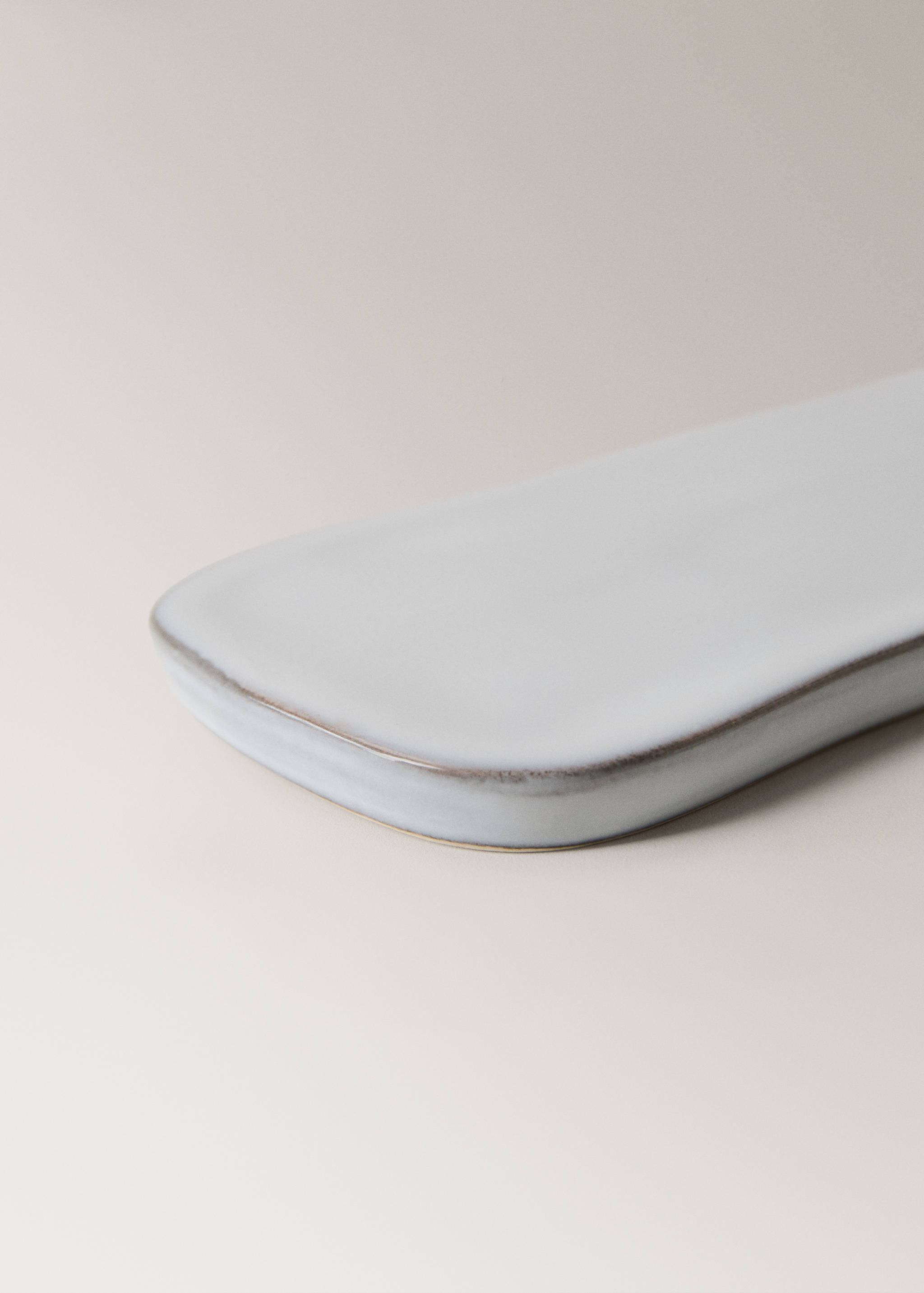 Plat en grès peint à la main allongé - Détail de l'article 2