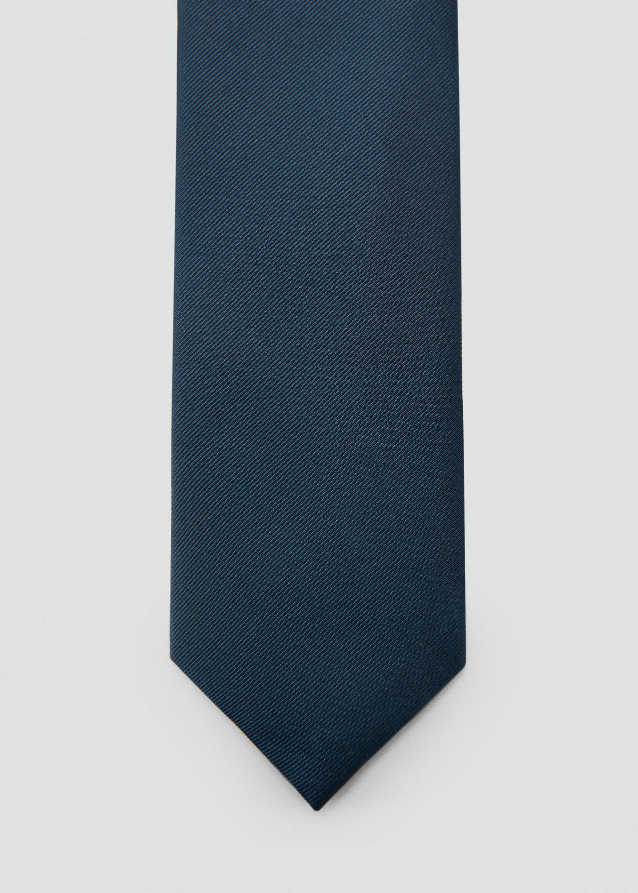 Smooth micro-structured tie - null