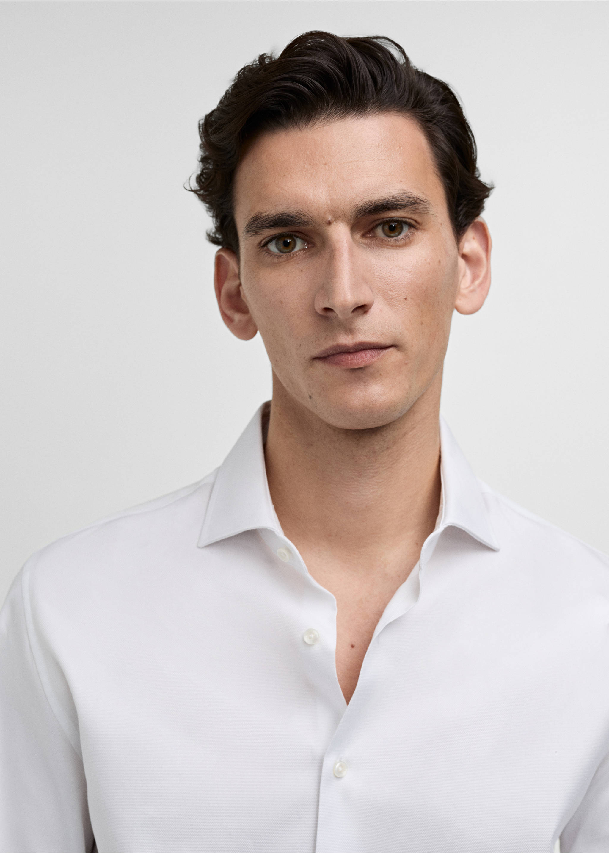 100% cotton dress shirt - Details of the article 2, White. Ref: 87050611-00.