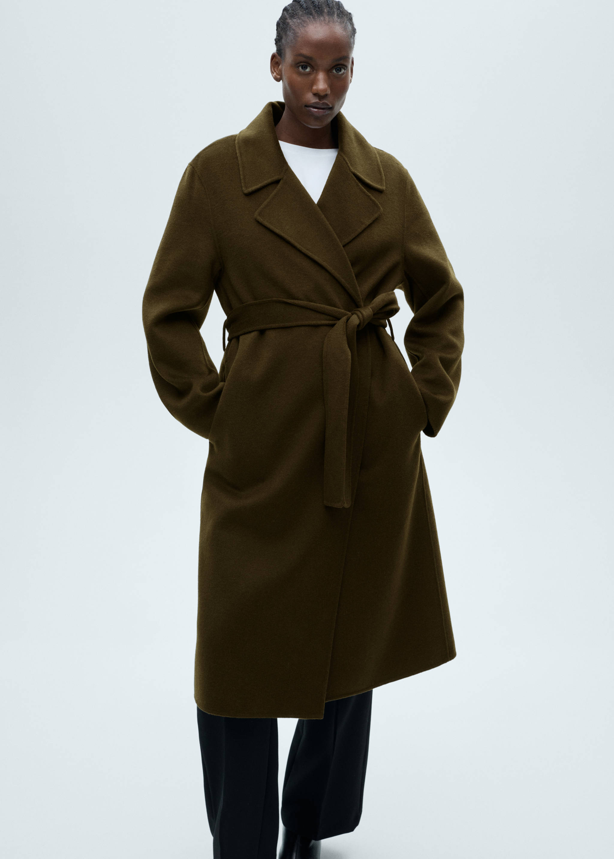 Handmade long coat with belt - Details of the article 5