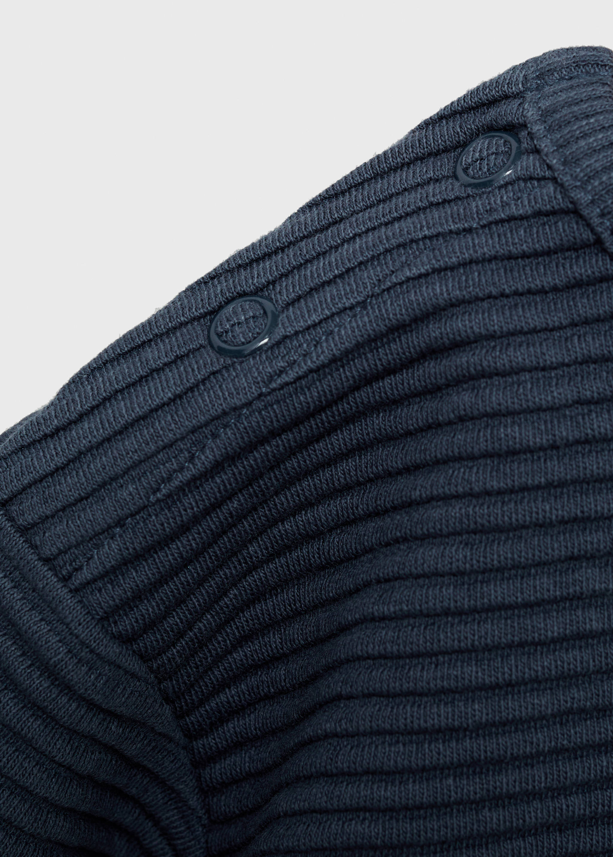 Textured knit sweatshirt - Details of the article 0