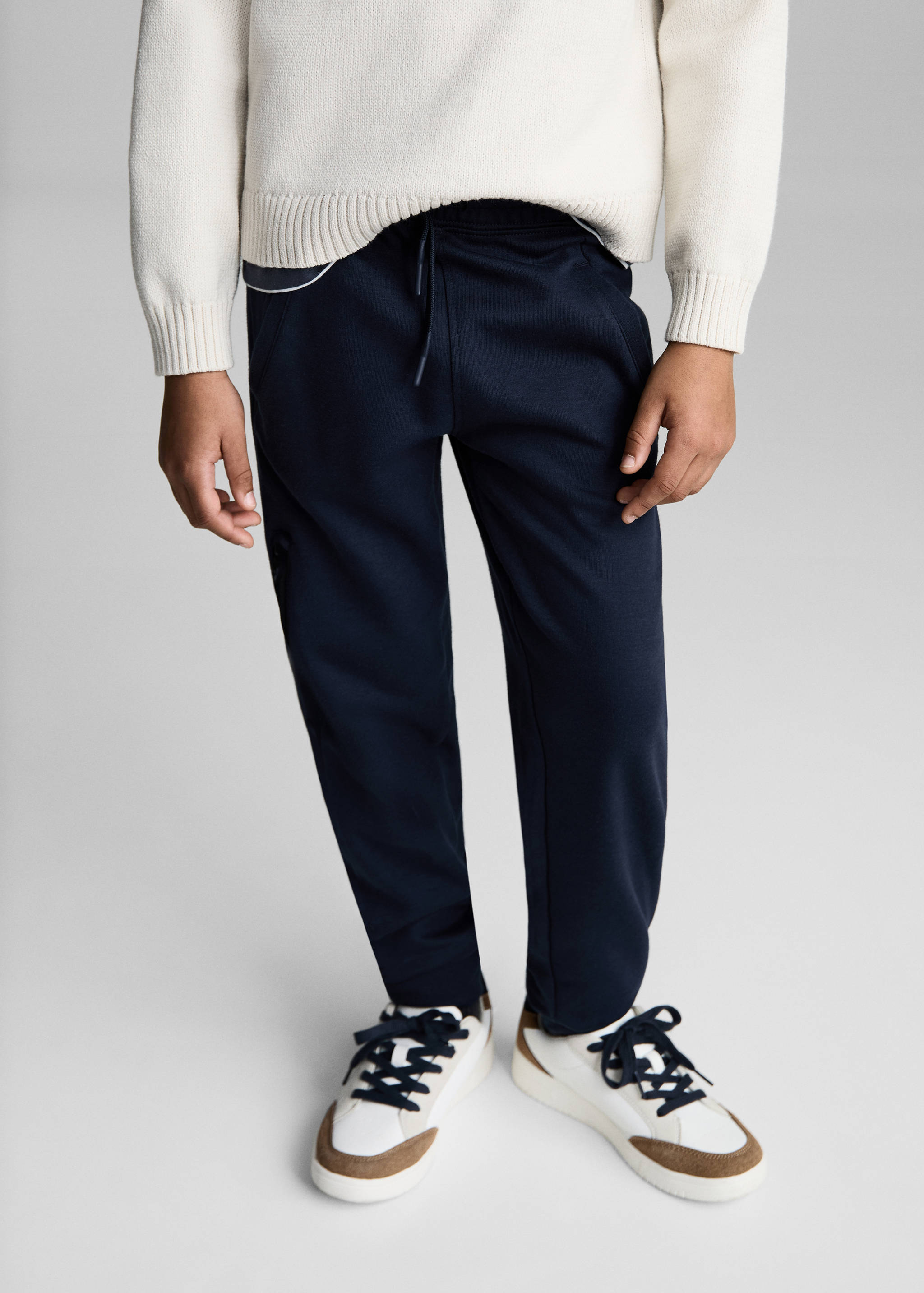 Jogger pants with elastic waist - Medium plane