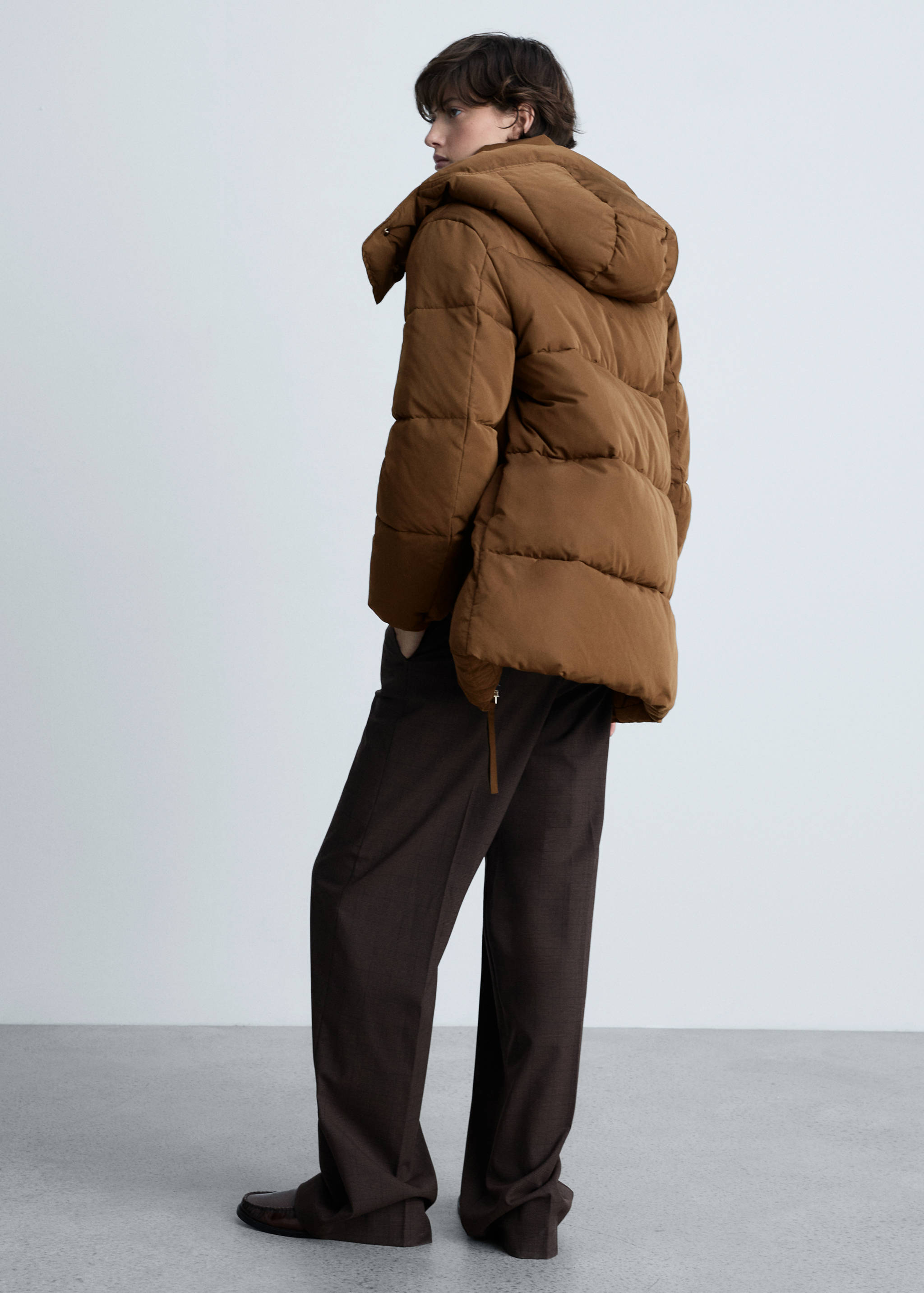 Midi quilted anorak with hood - Reverse of the article