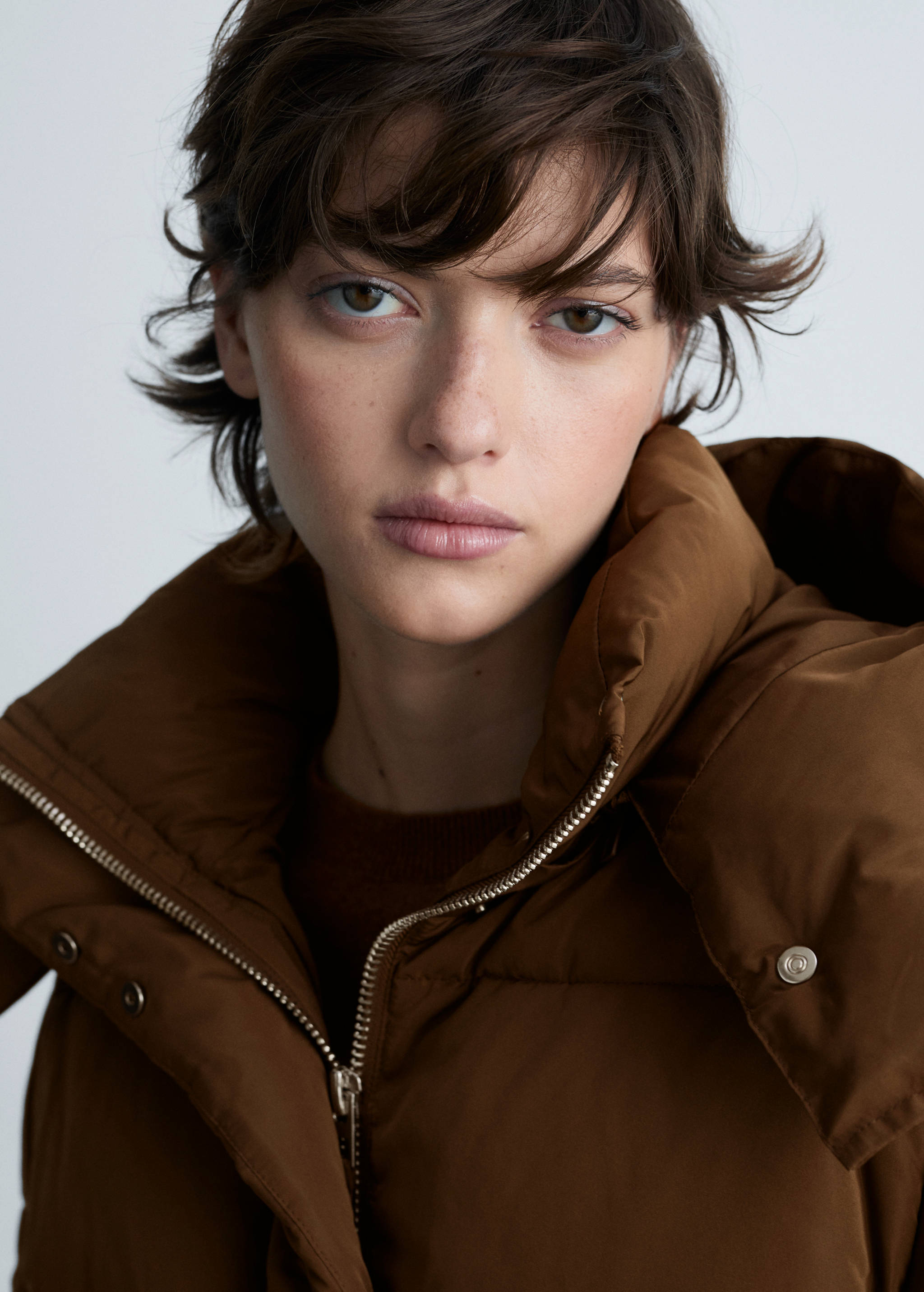 Midi quilted anorak with hood - Details of the article 1