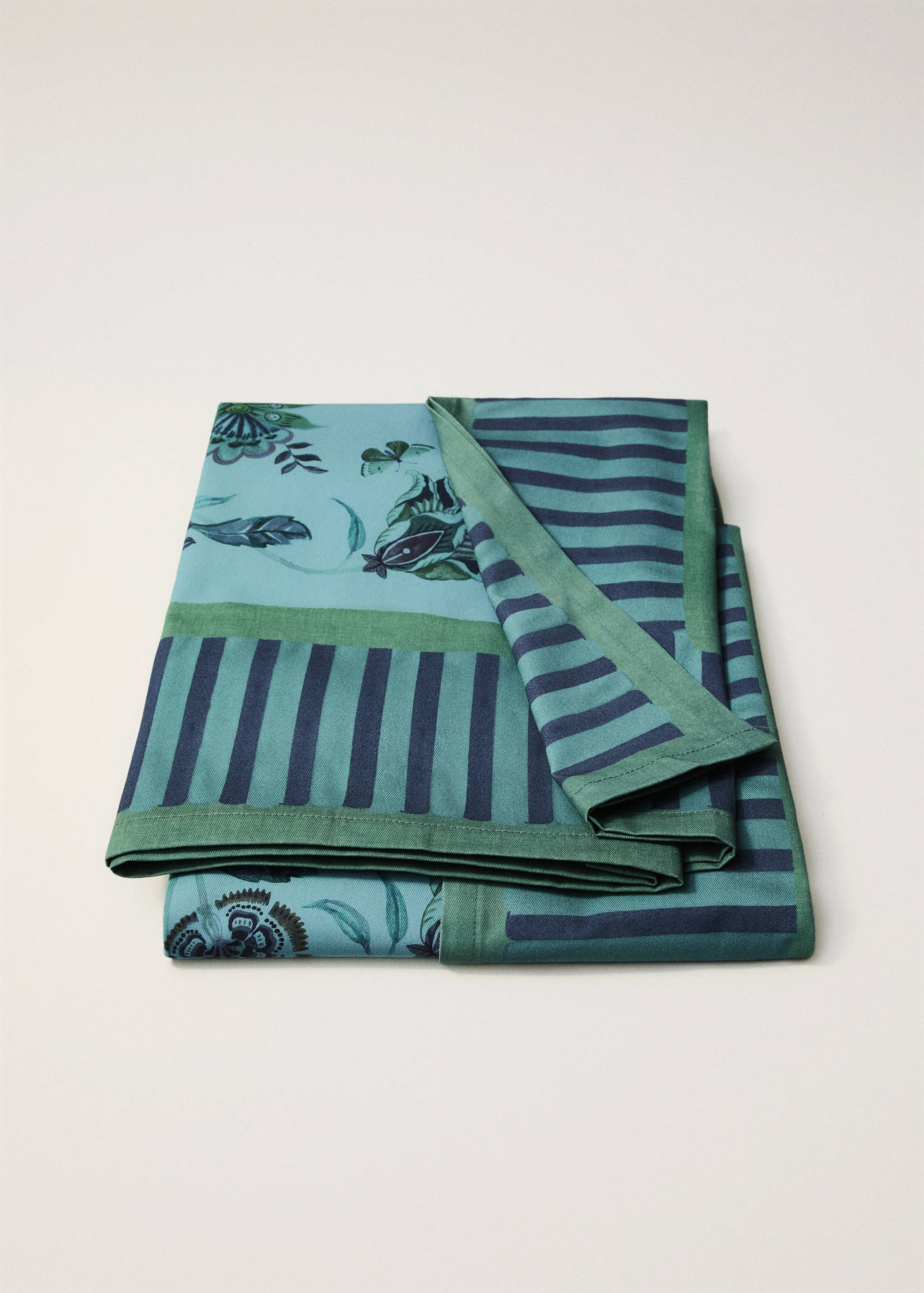 Floral-print cotton tablecloth for 6 to 8 diners - Details of the article 8