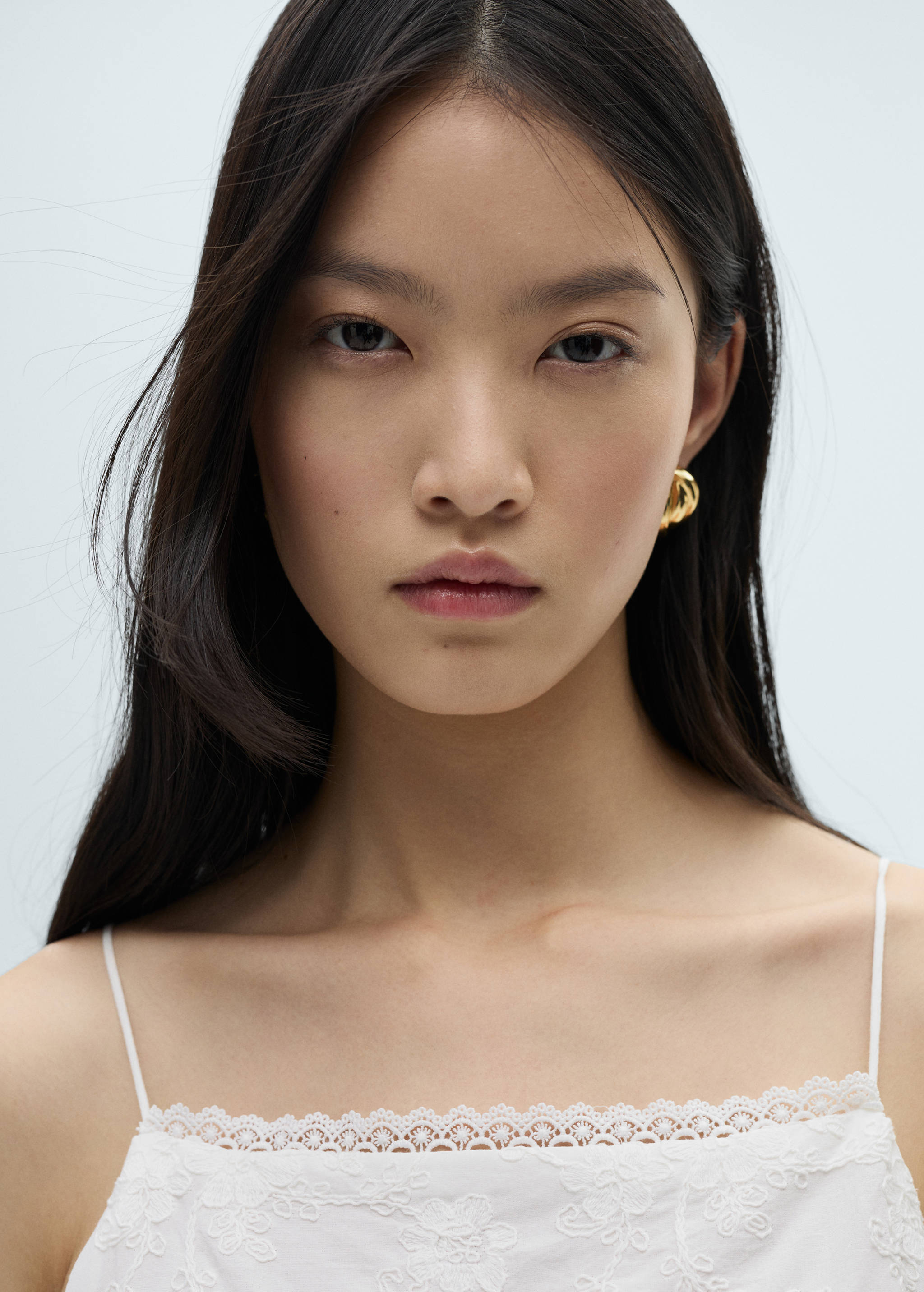 Floral embroidered dress with straps - Details of the article 1