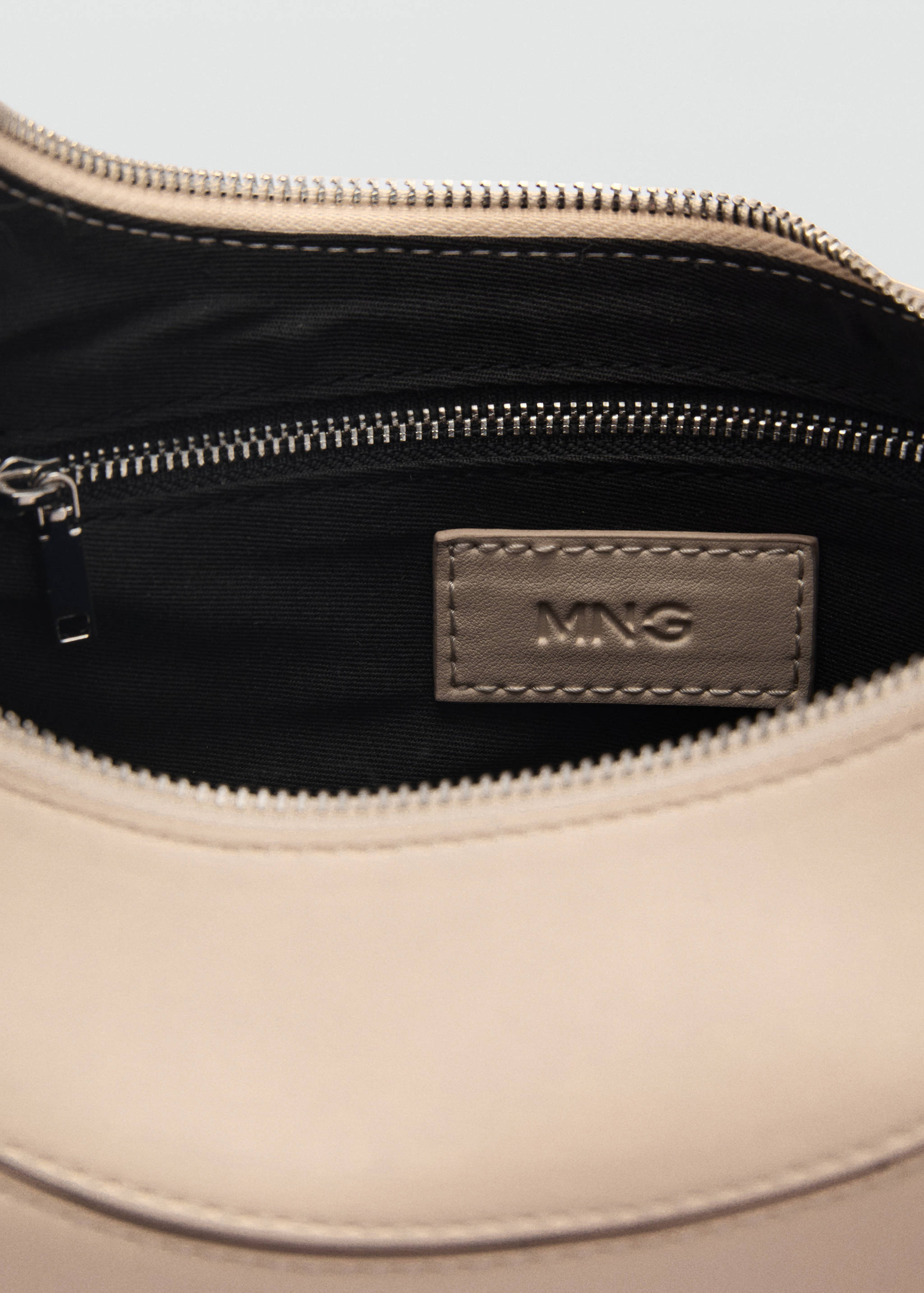 Oval shoulder bag - Details of the article 4