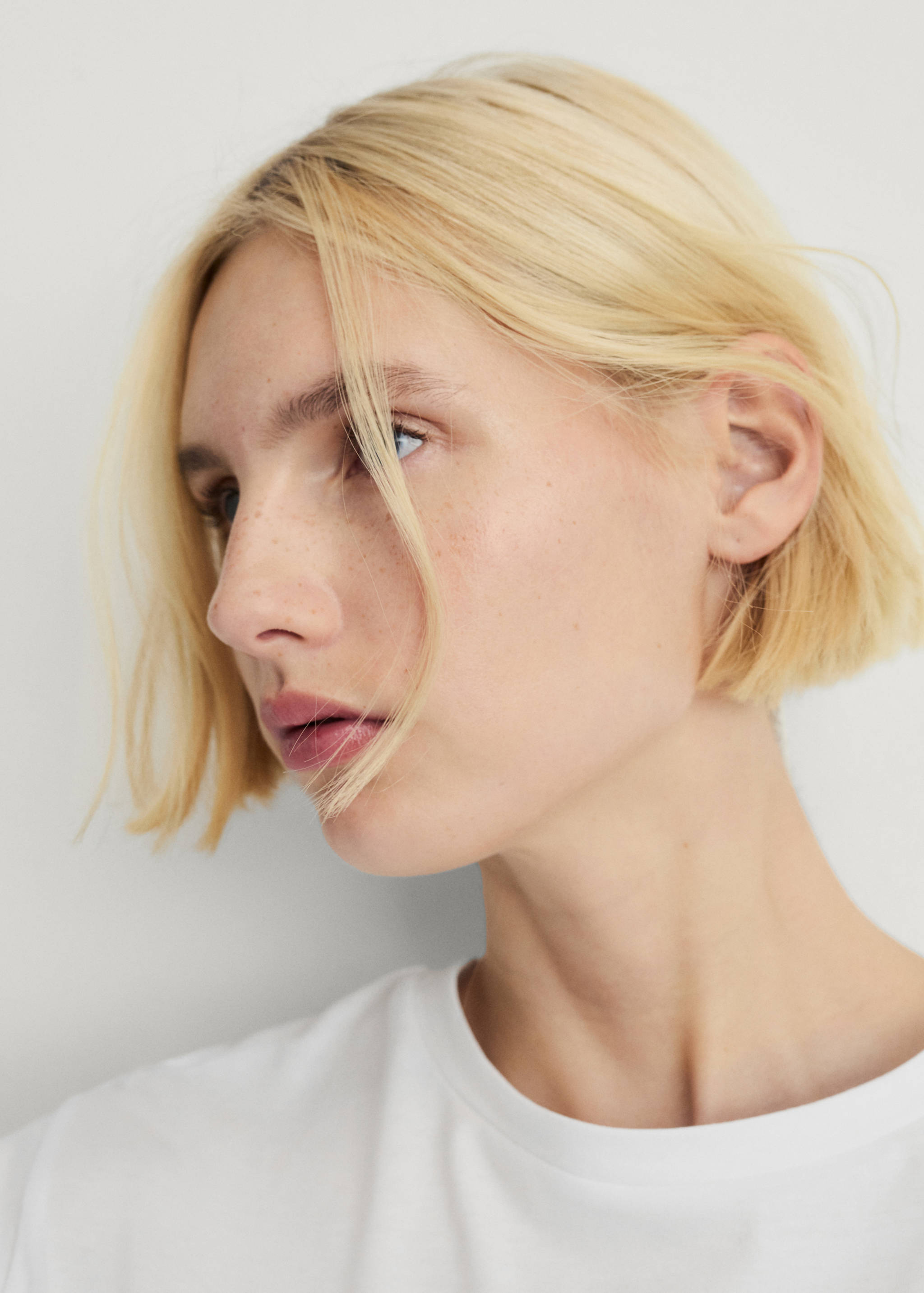 Seersucker striped two-piece pyjamas - Details of the article 2