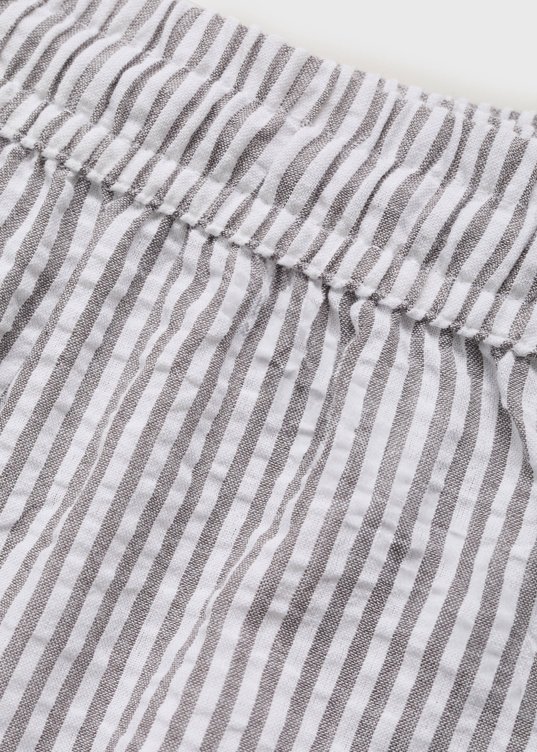 Seersucker striped two-piece pyjamas - Details of the article 0