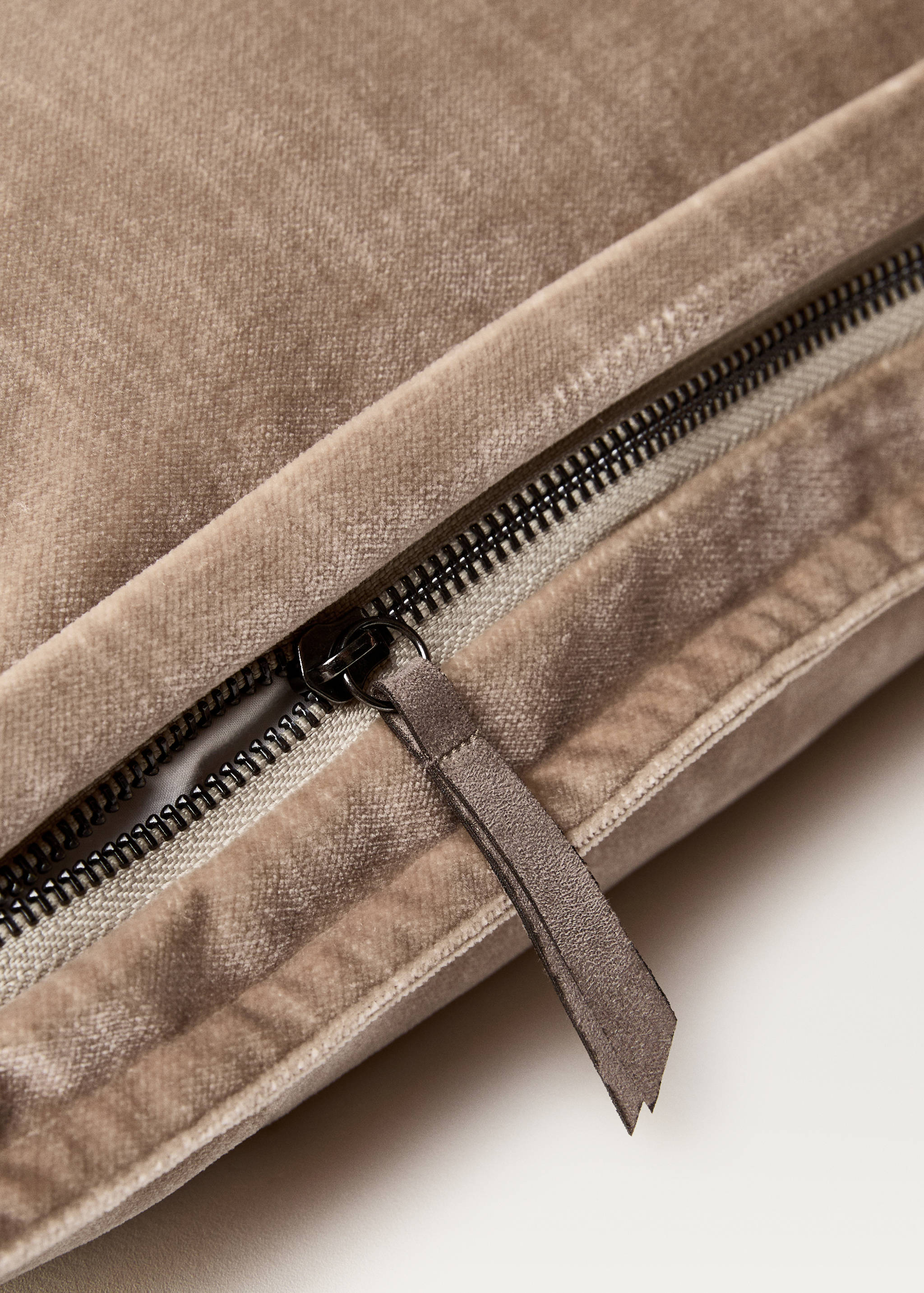 Velvet cushion cover 30x50 cm - Details of the article 2