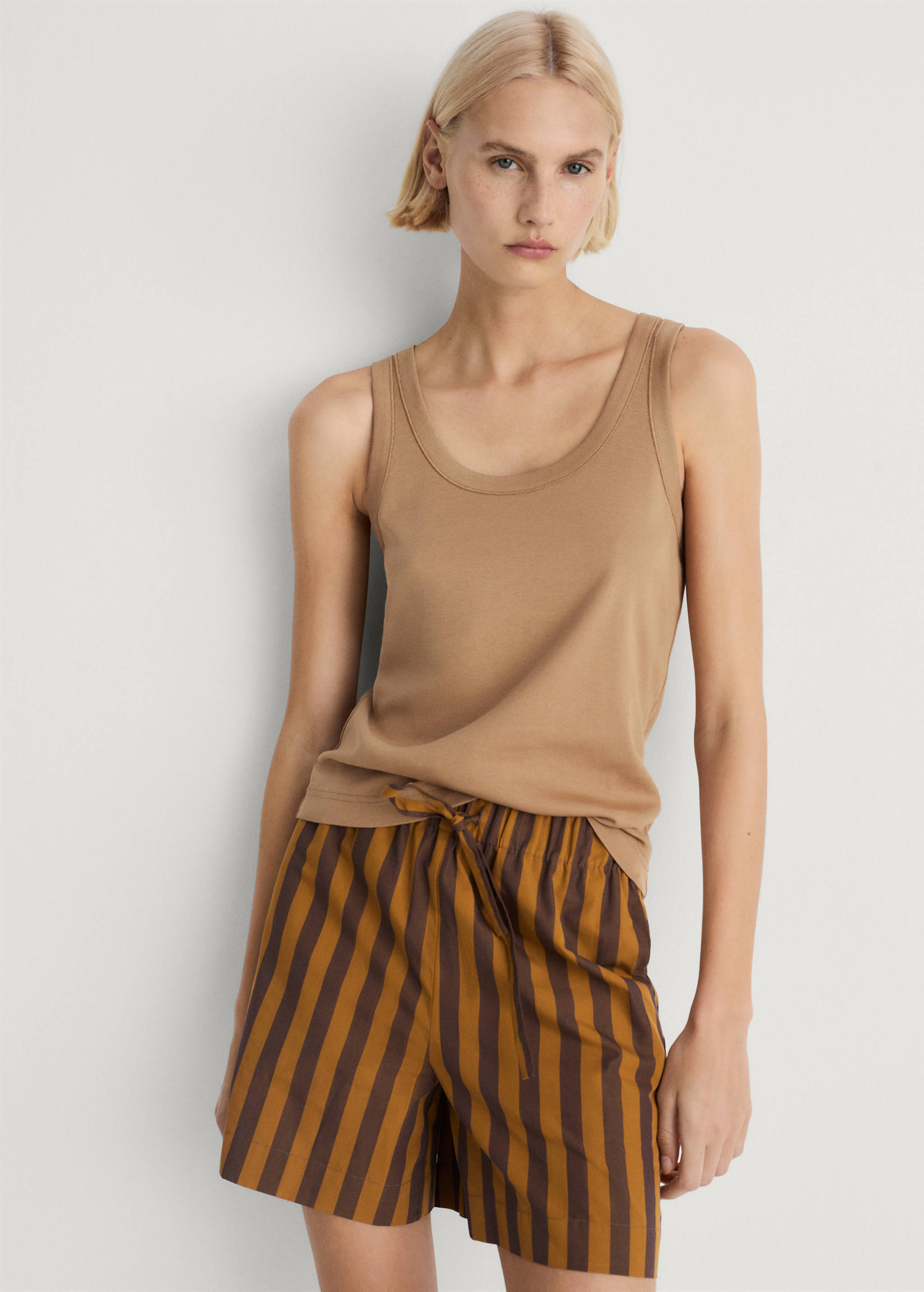 100% cotton pyjama top - Medium plane