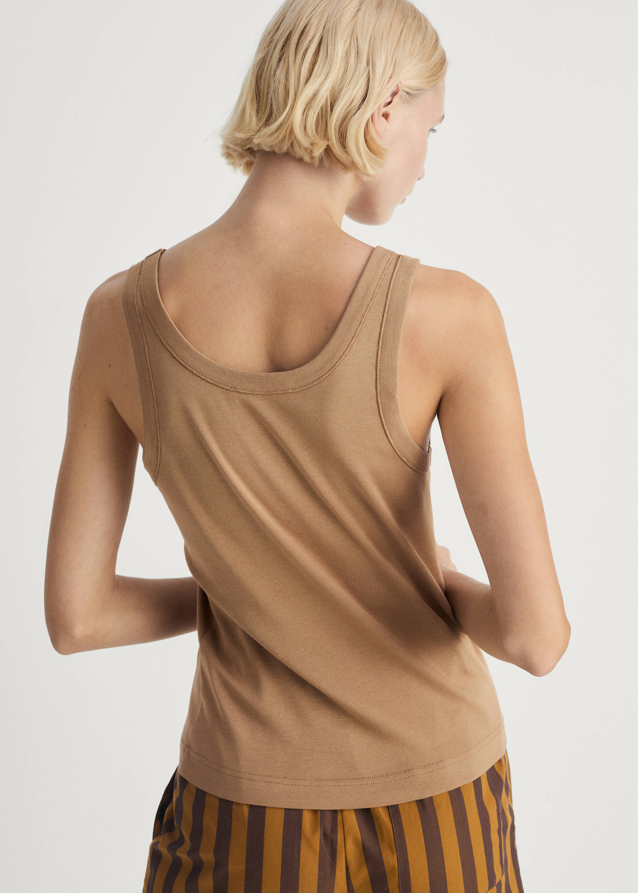 100% cotton pyjama top - Reverse of the article