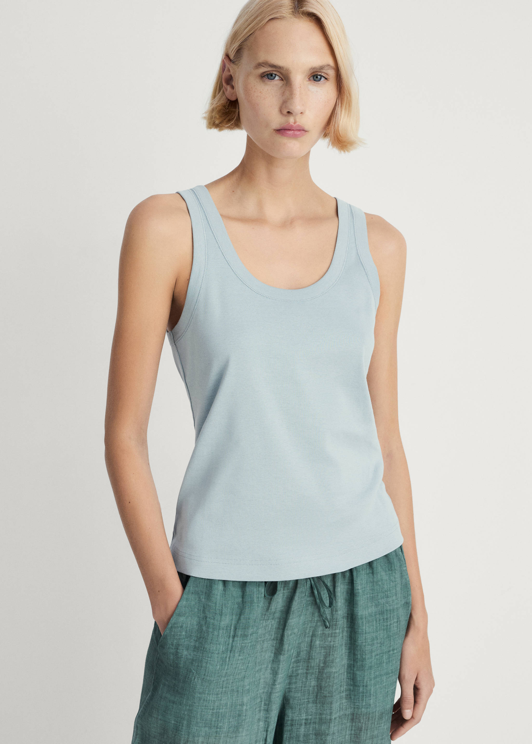 100% cotton pyjama top - Medium plane
