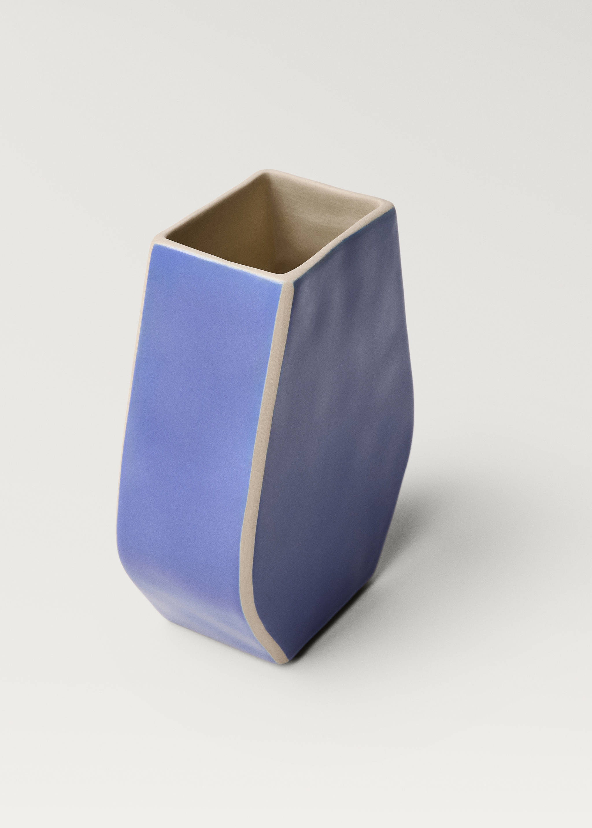 Geometric stoneware vase - Details of the article 2
