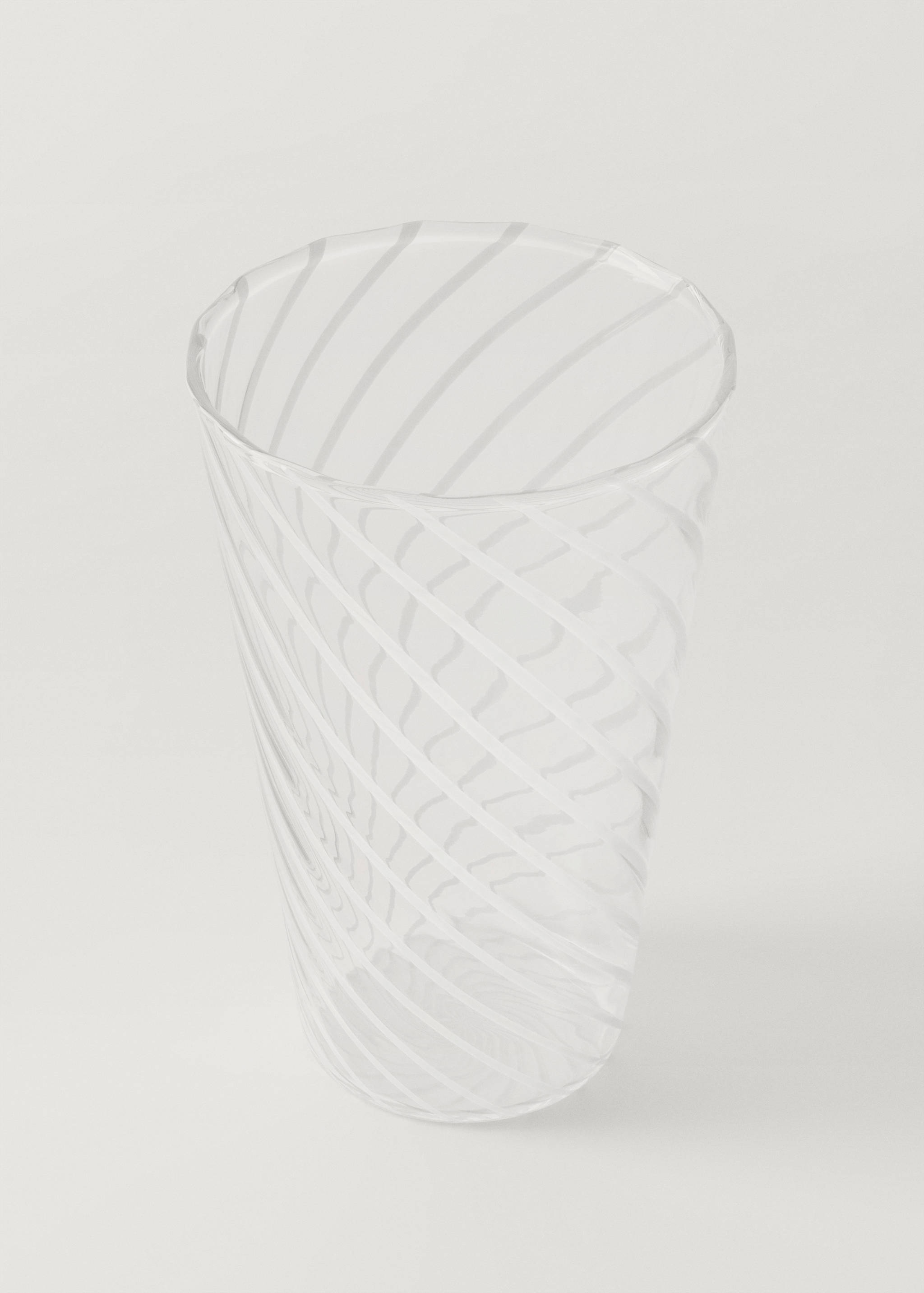 Medium borosilicate glass with coloured spiral - Details of the article 1