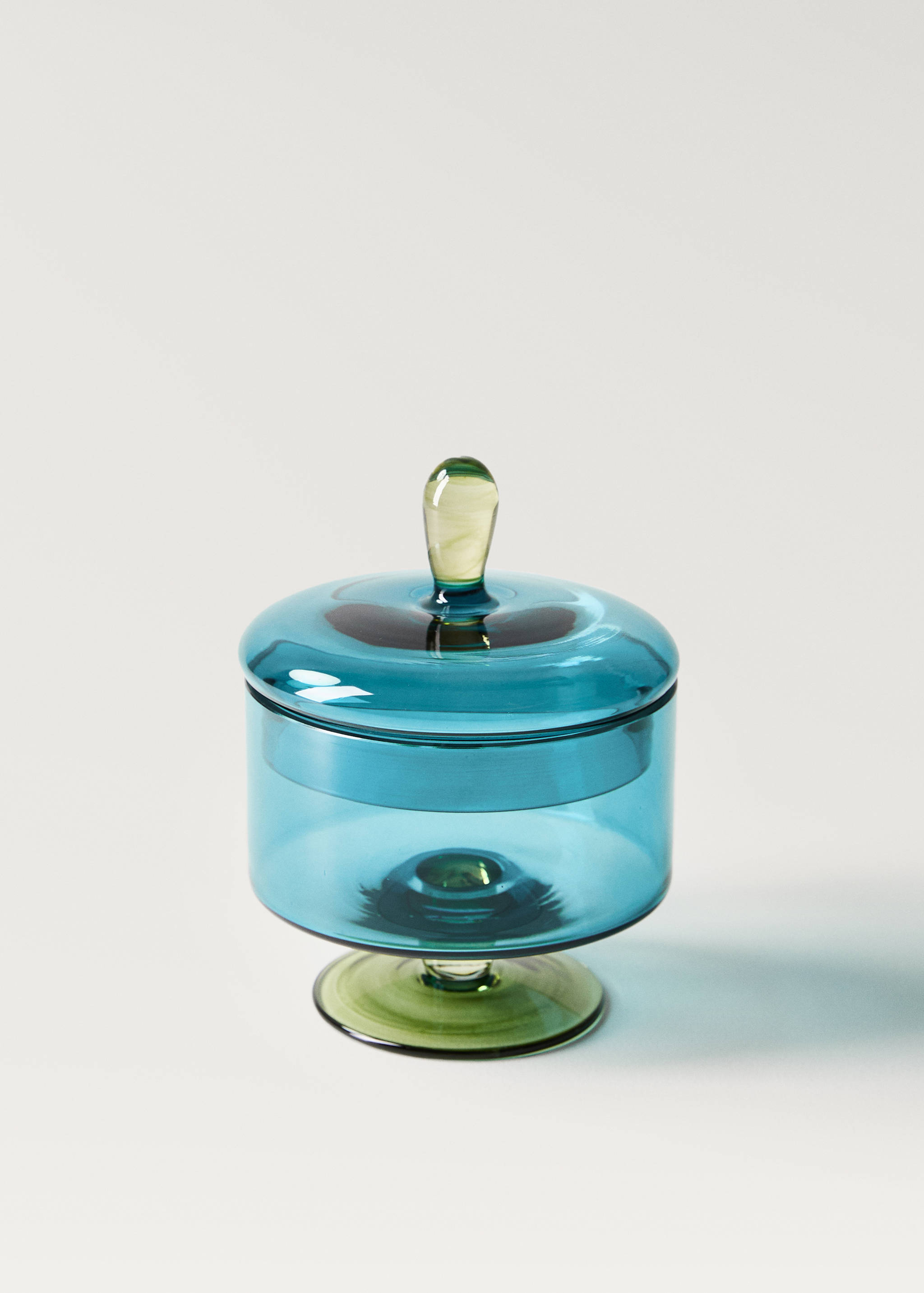 Medium two-tone borosilicate serving dish with lid - Details of the article 1