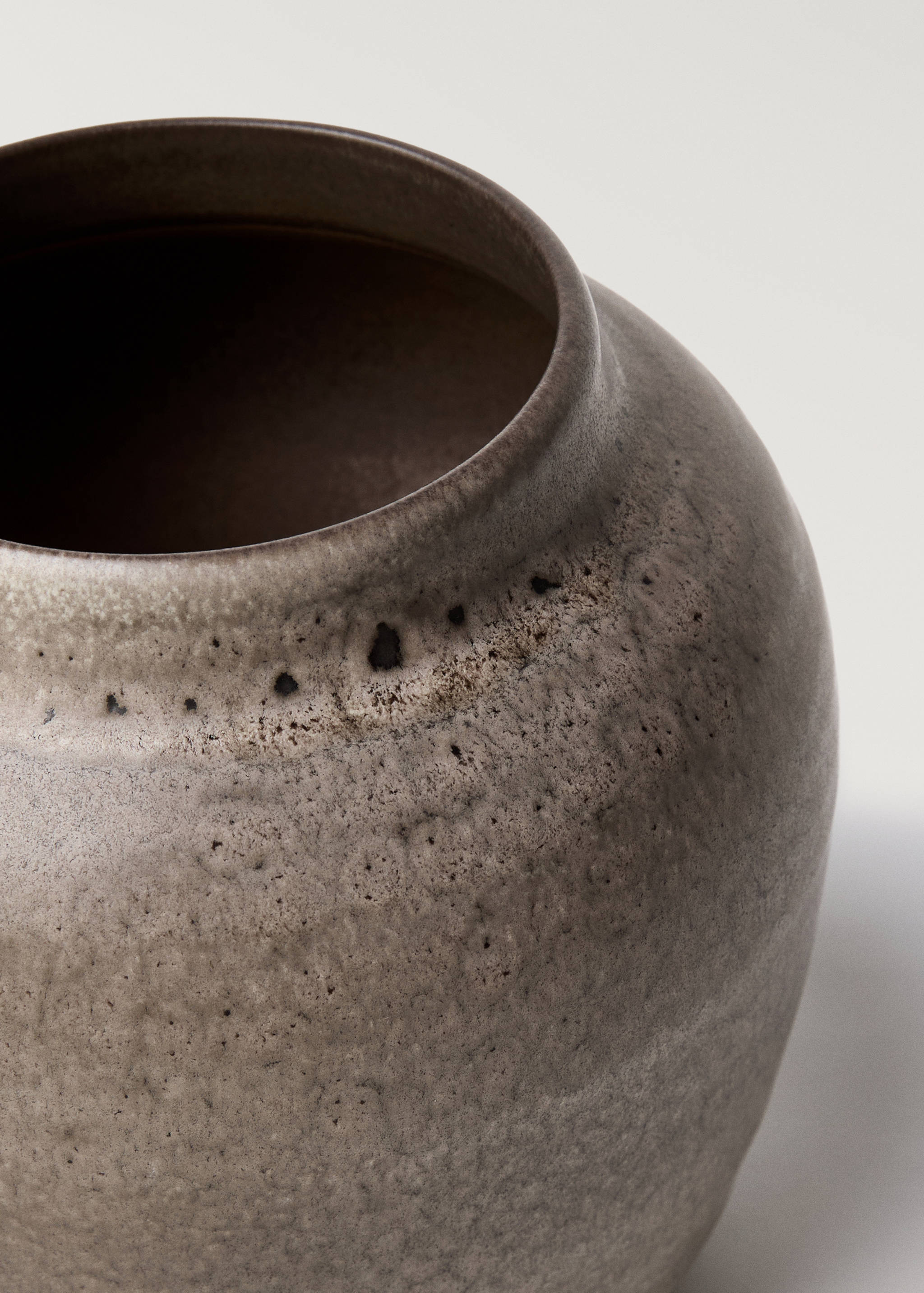 Keramikvase mit bauchigem Design, klein - Detail des Artikels 1