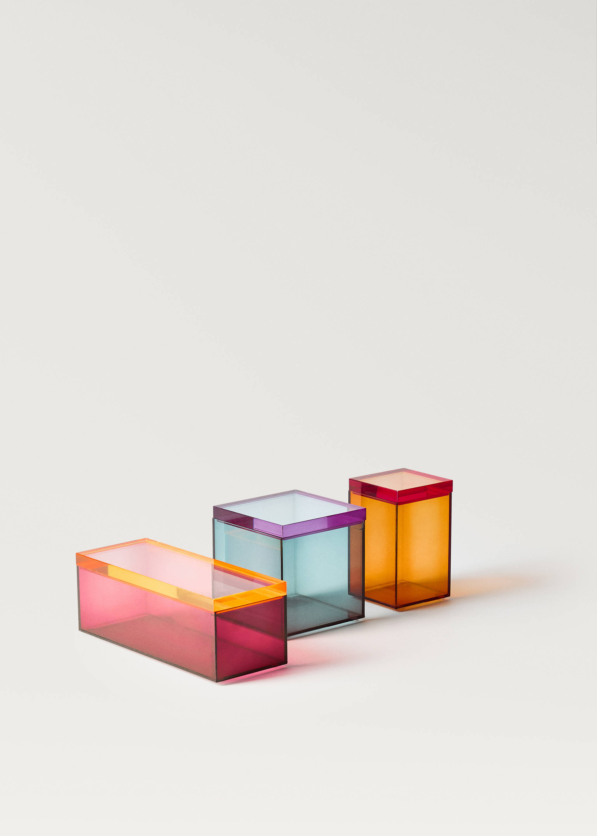 Large two-tone acrylic box - Details of the article 4