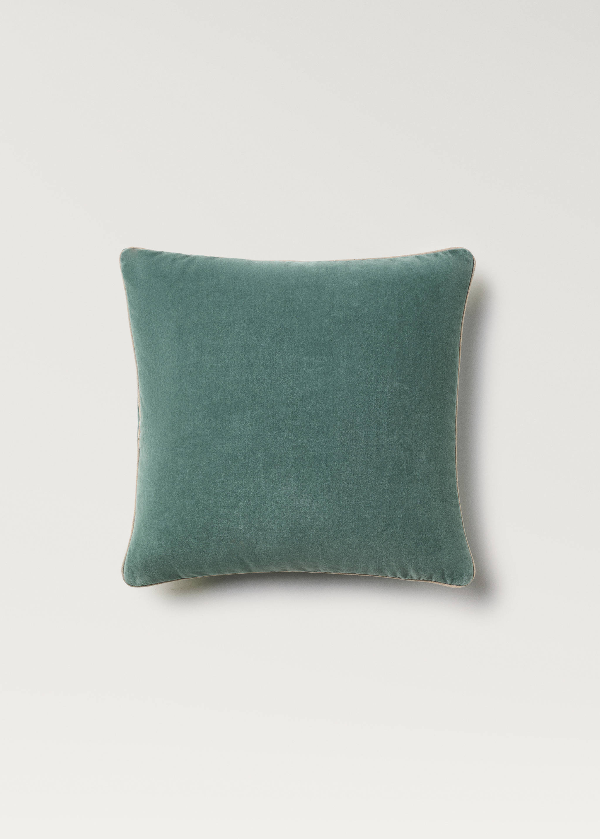 Velvet cushion cover with seam detail 50x50 cm - Article without model