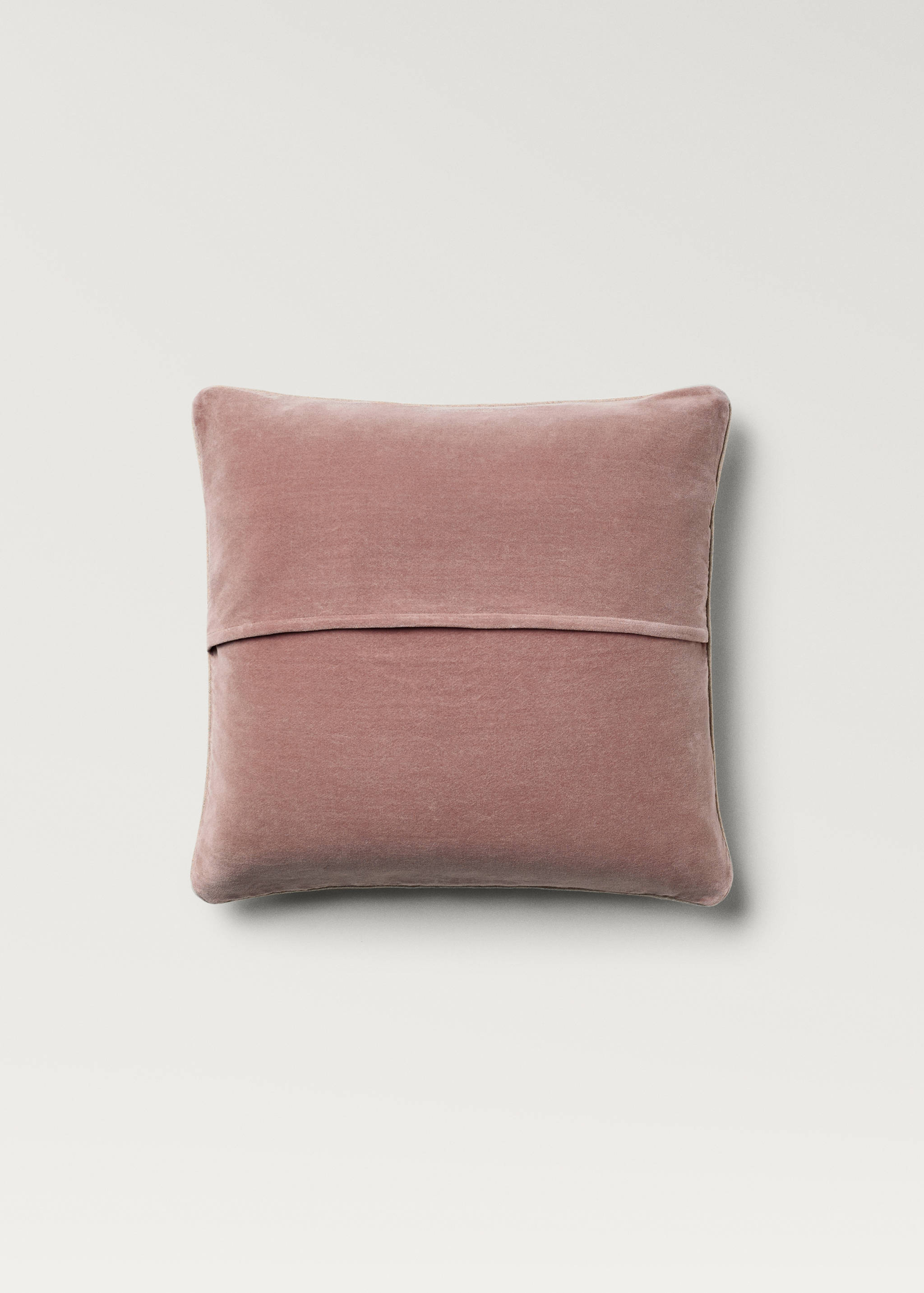 Velvet cushion cover with seam detail 50x50 cm - Details of the article 1