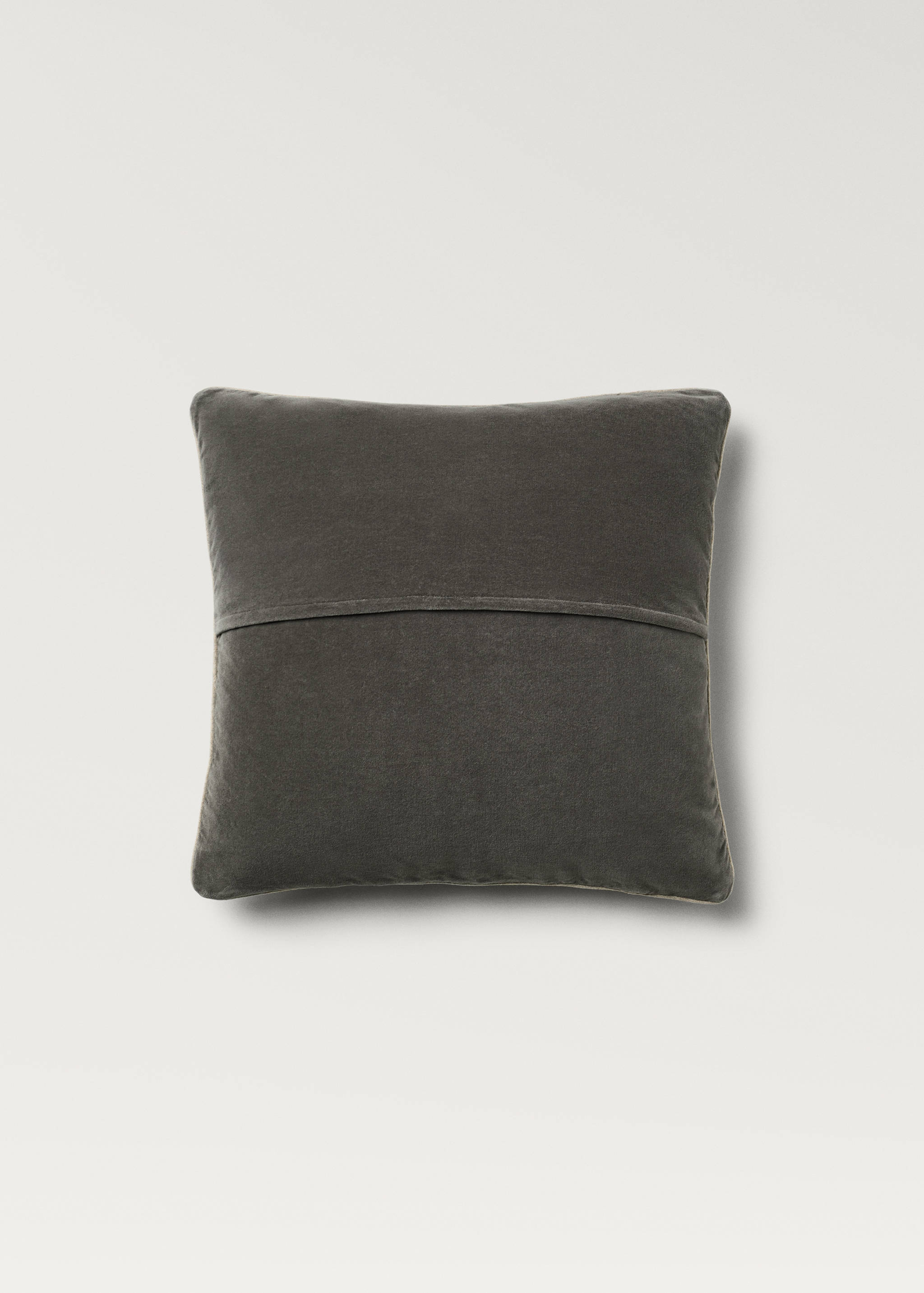 Velvet cushion cover with seam detail 50x50 cm - Details of the article 1