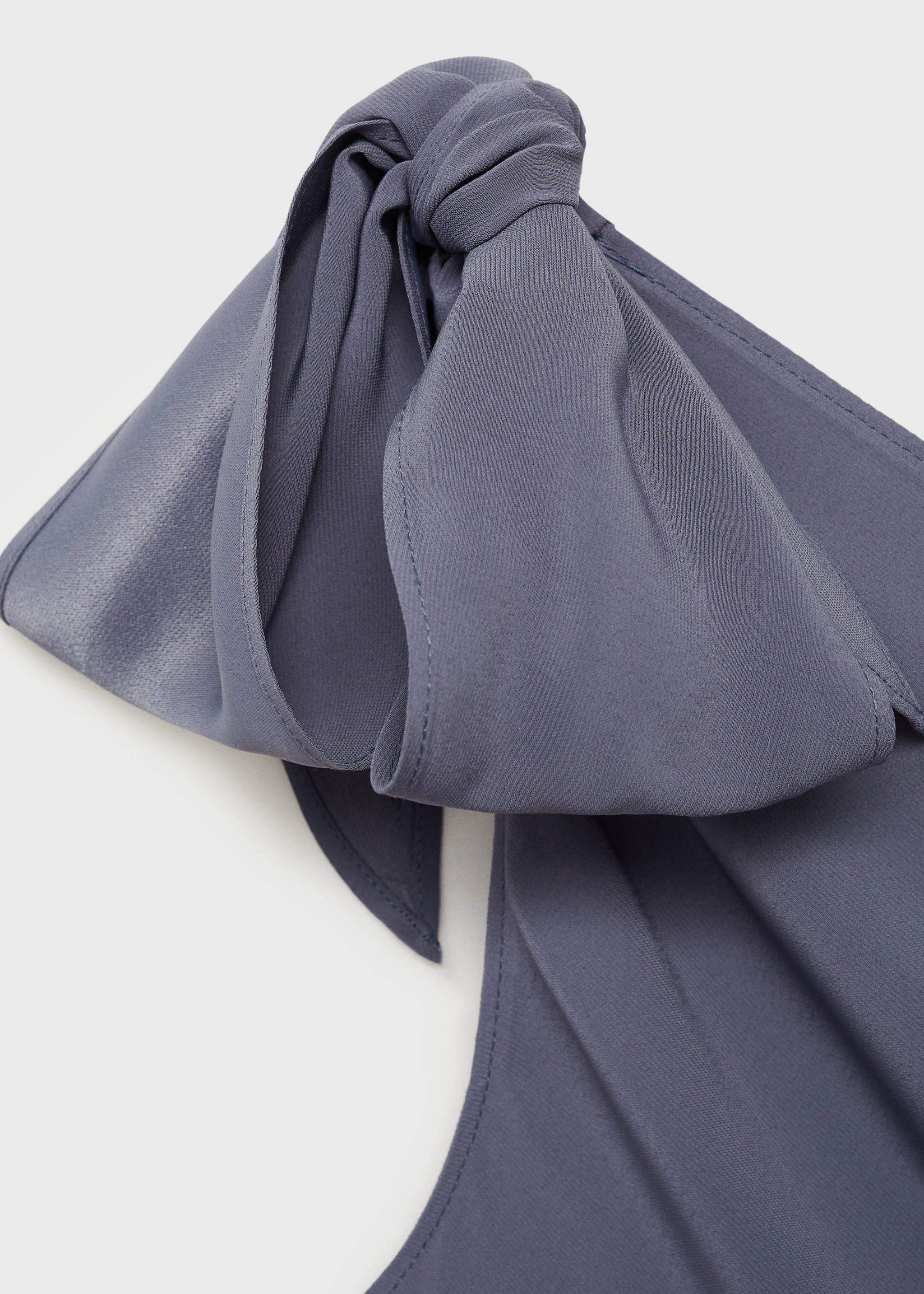 Asymmetrical satin jumpsuit with bow - Details of the article 0