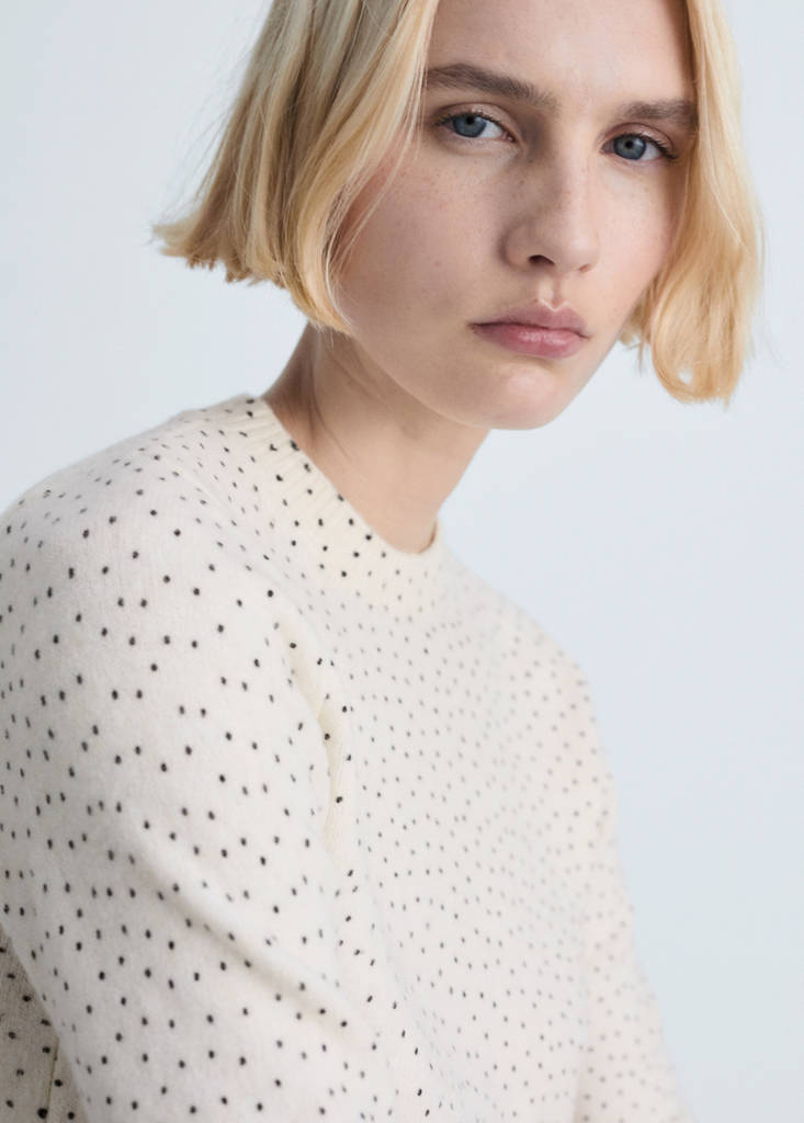Polka-dot knitted sweater — Ecru