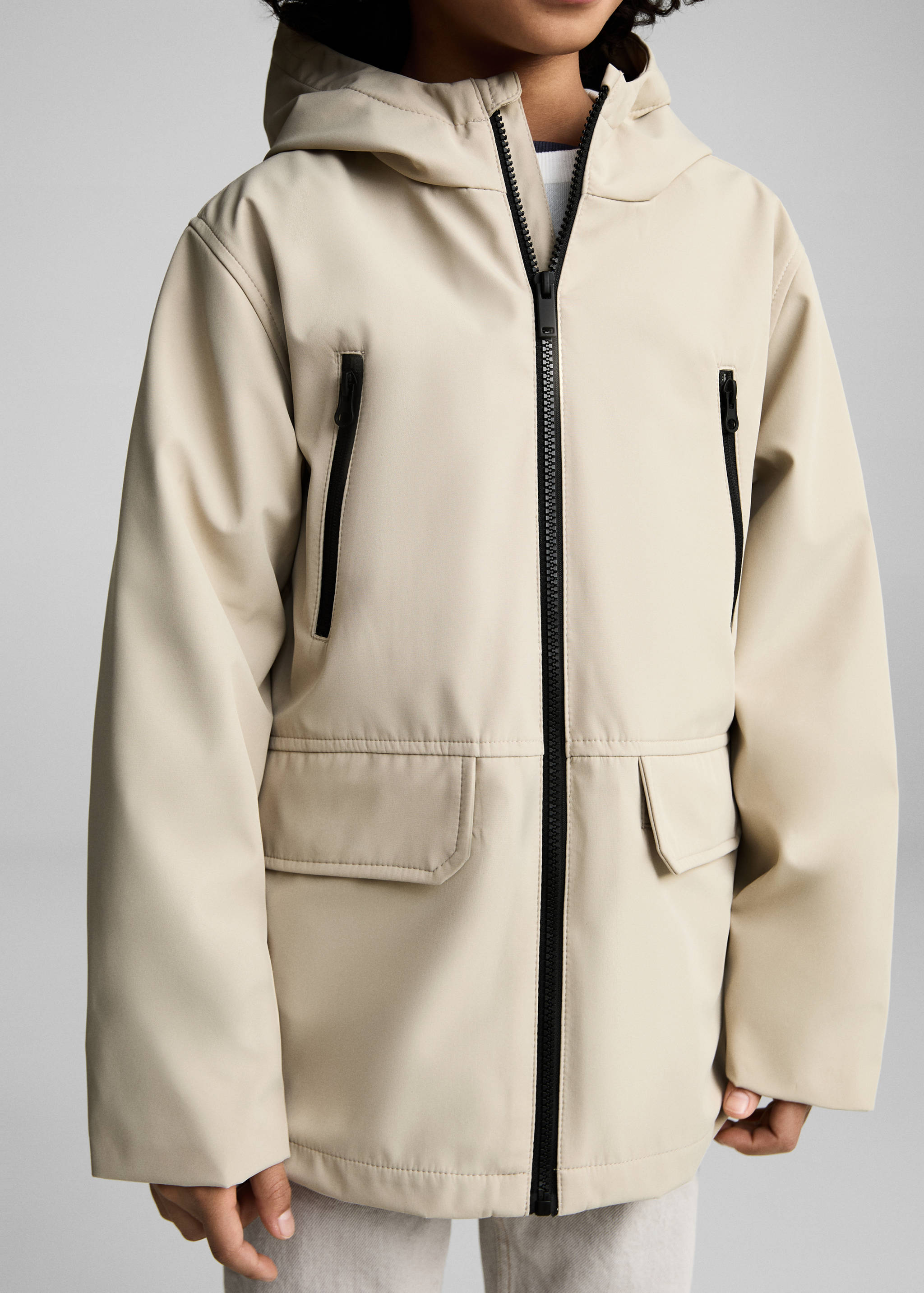 Hooded parka with pocket - Details of the article 6