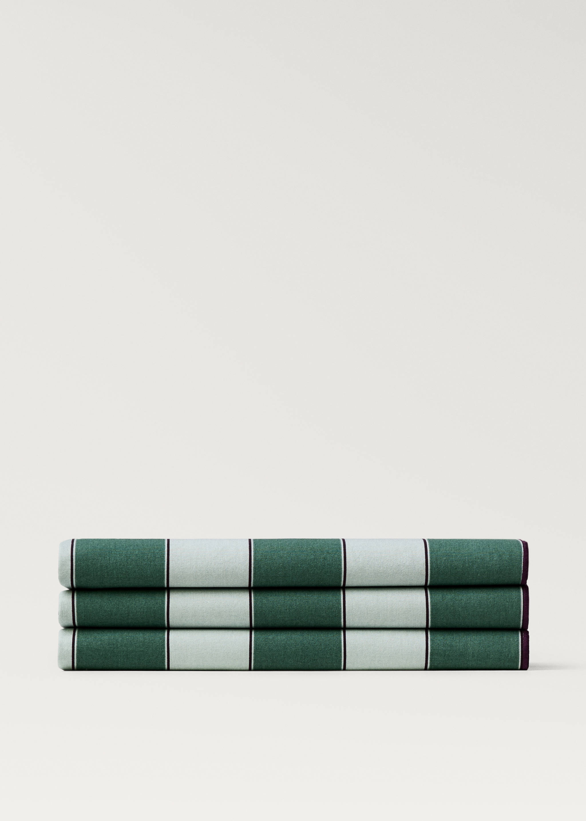 Βαμβακερό ριγέ τραπεζομάντιλο με ρητίνη για 2 έως 4 άτομα - Προϊόν χωρίς μοντέλο