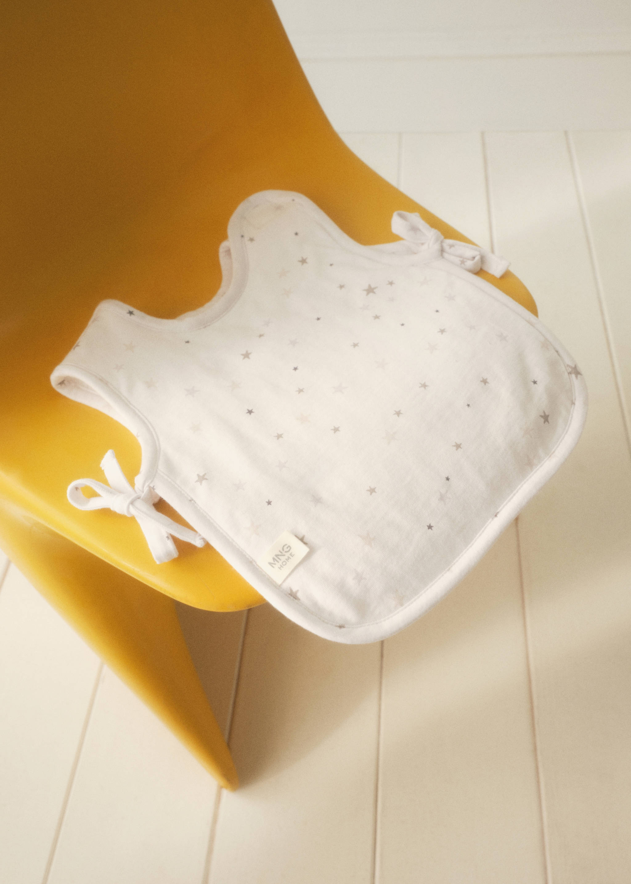 Babete com estampado de estrelas - Pormenor do artigo 6