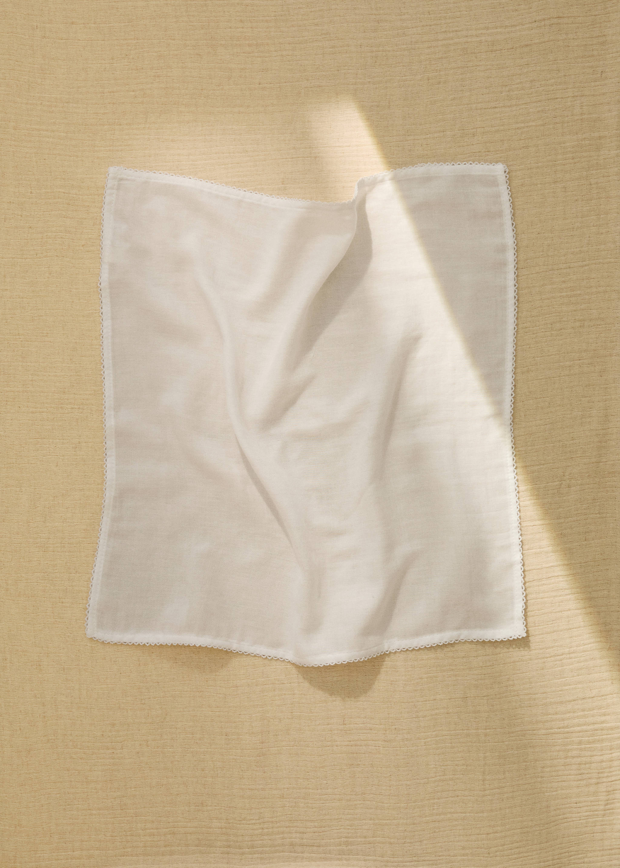 Cotton shawl - General plane