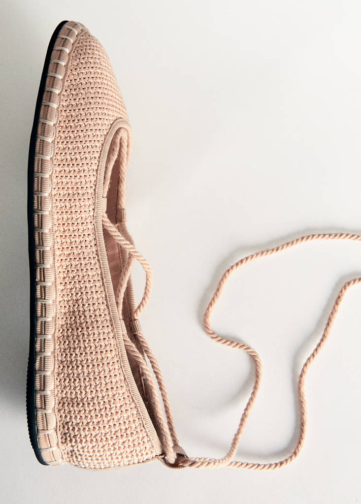 Textured lace-up ballerinas — Beige