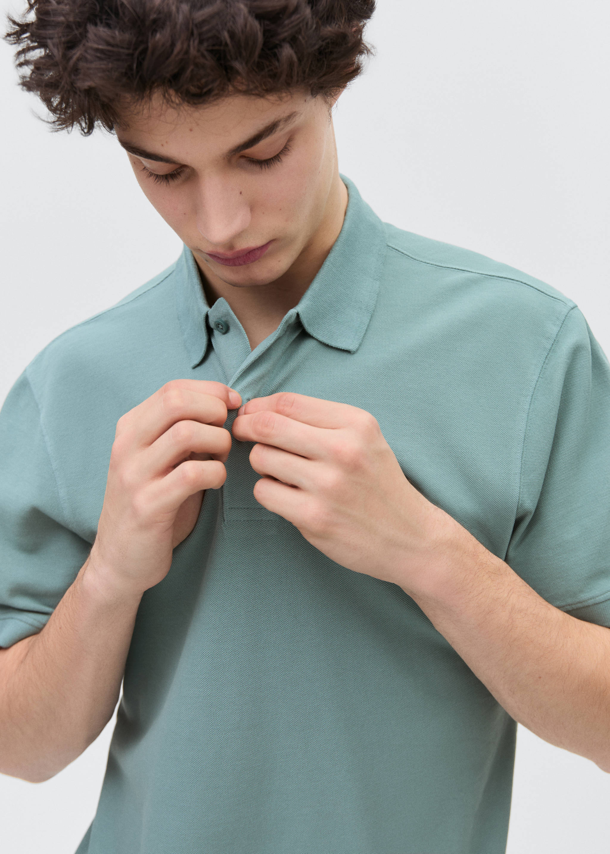 Cotton piqué polo shirt - Details of the article 1