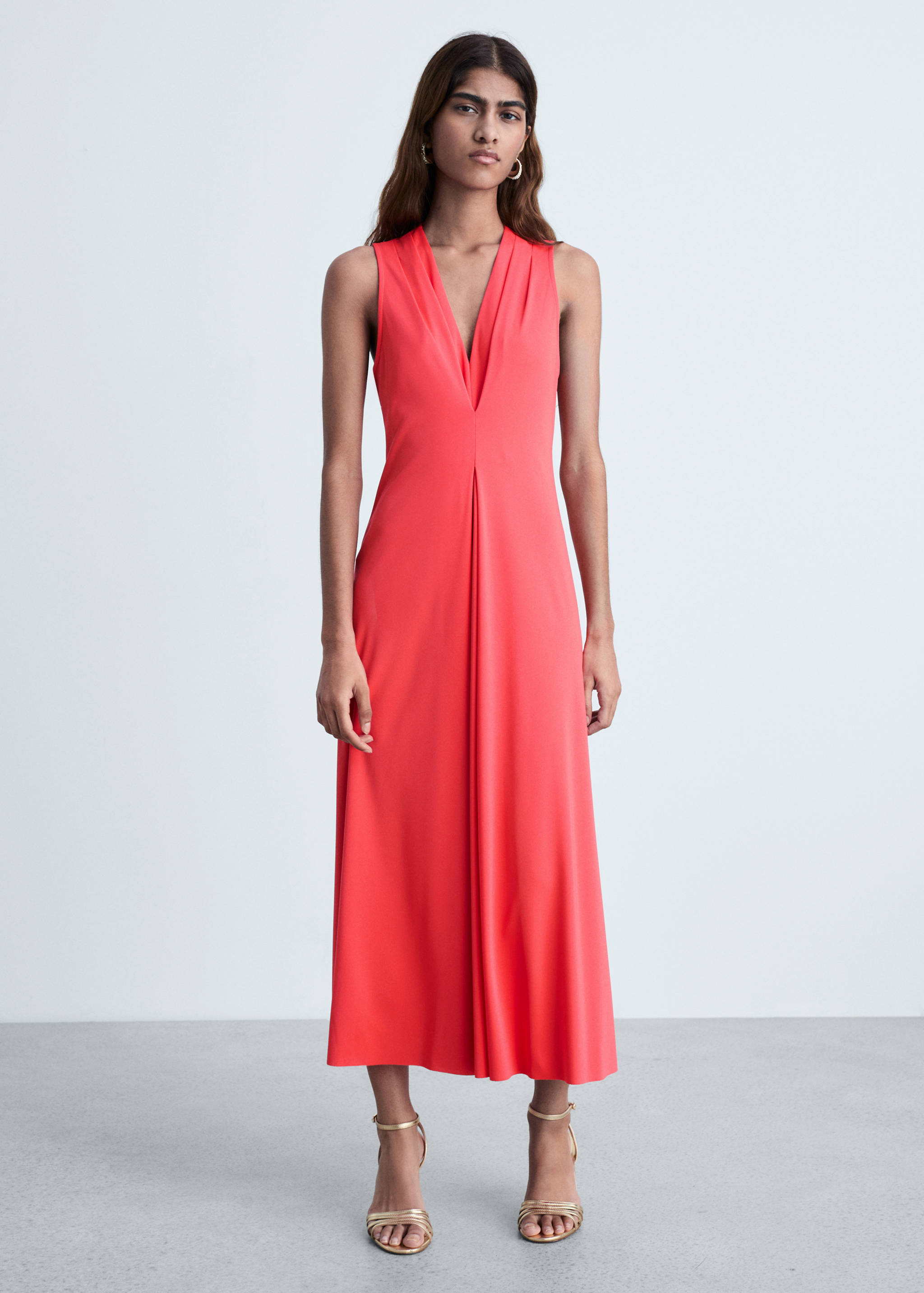 V-neck knitted dress - General plane