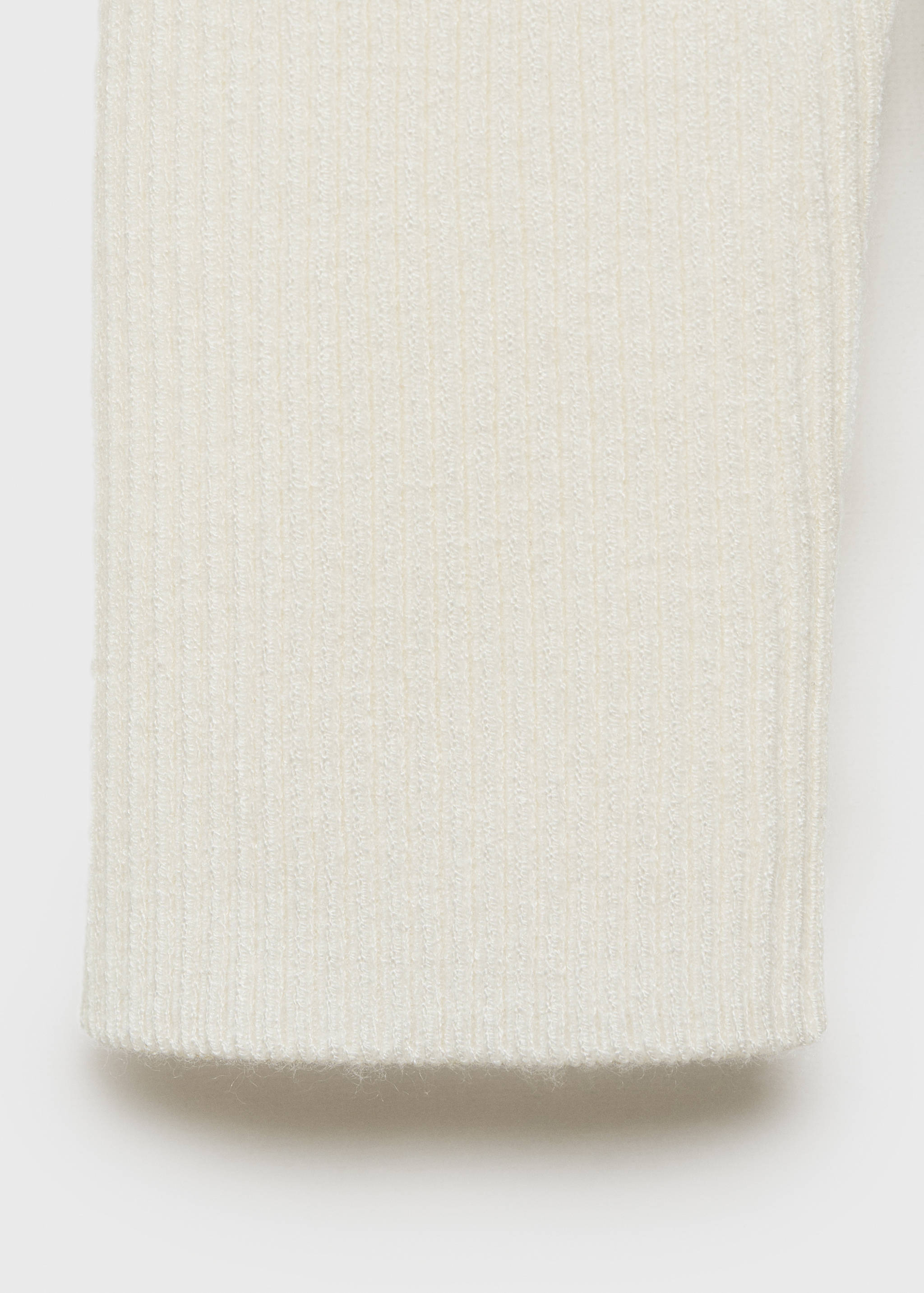 V-neck knitted cardigan - Details of the article 0