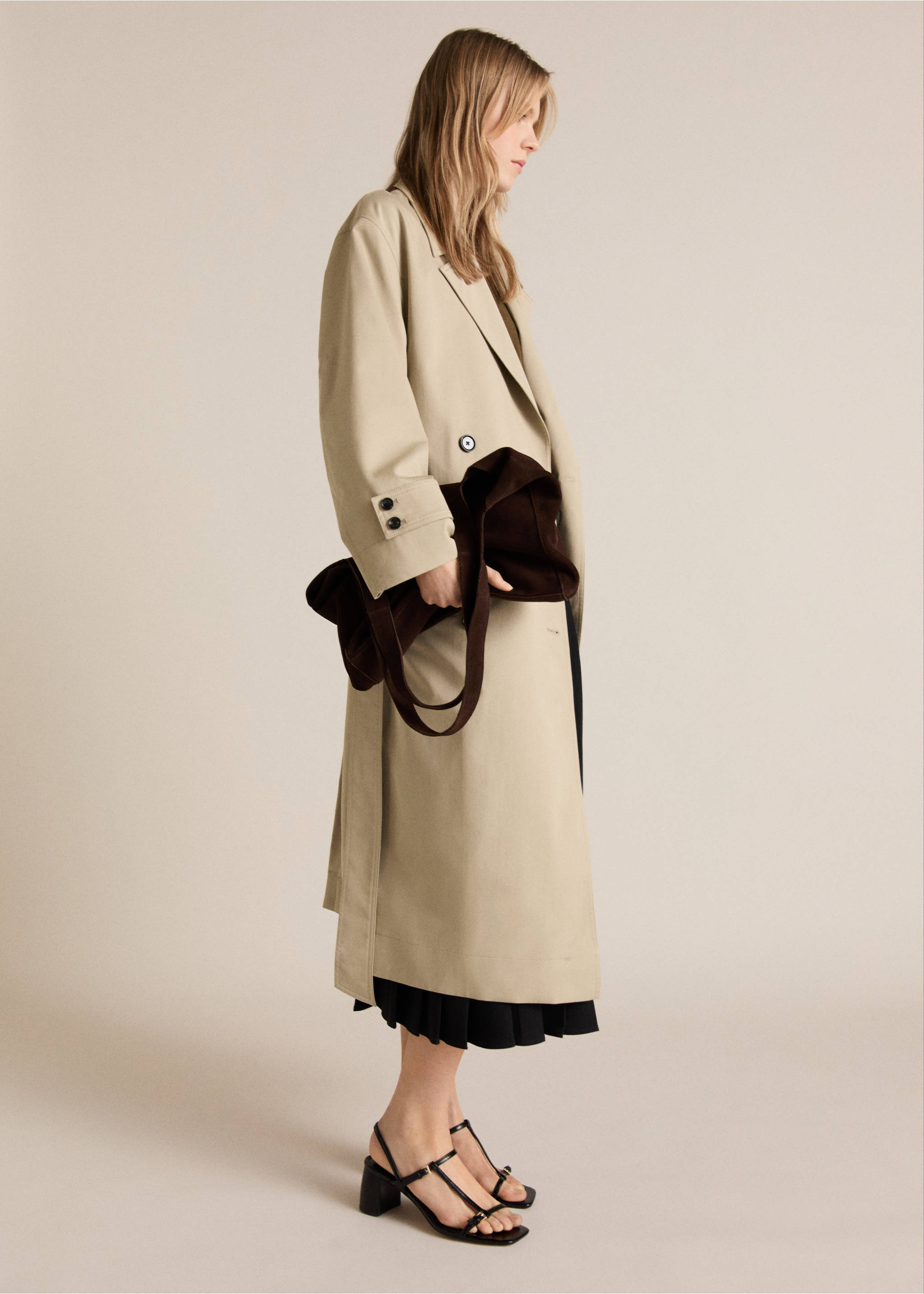 Trench long oversize double boutonnage - Détail de l'article 2, Kaki. Ref: 87054076-00.