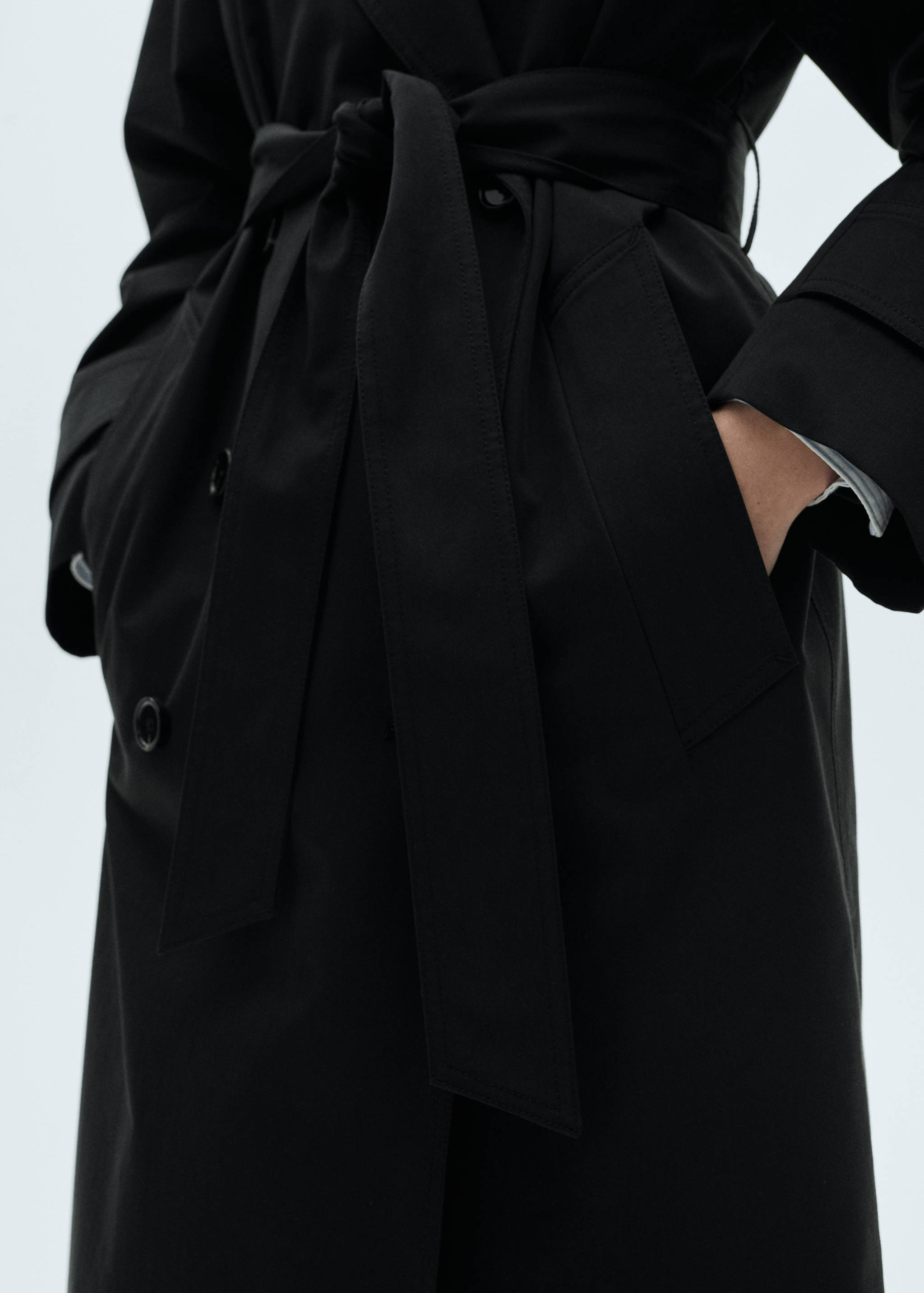Long oversized double-breasted trench coat - Details of the article 6
