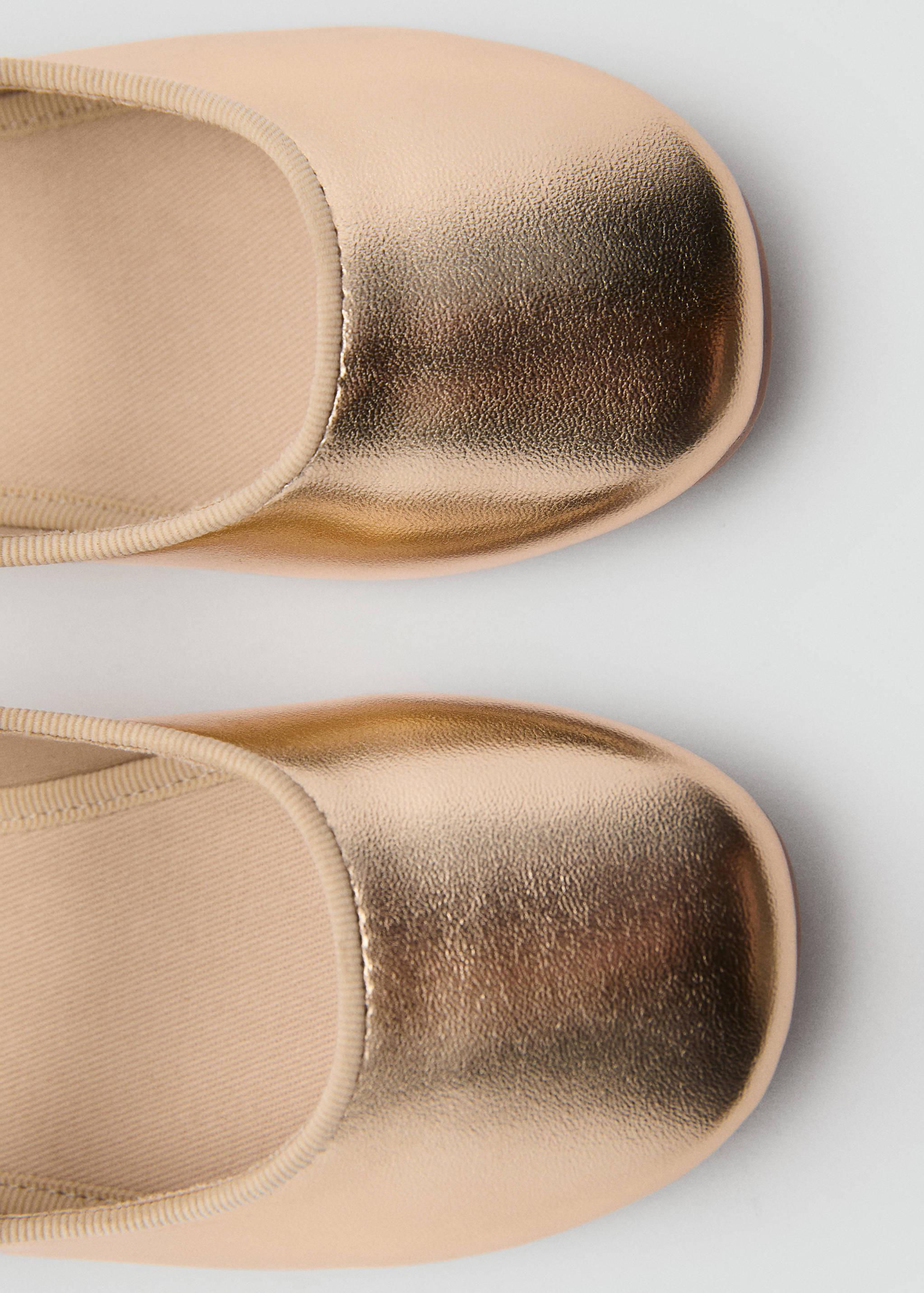Ballet flats with metallic strap - Details of the article 1