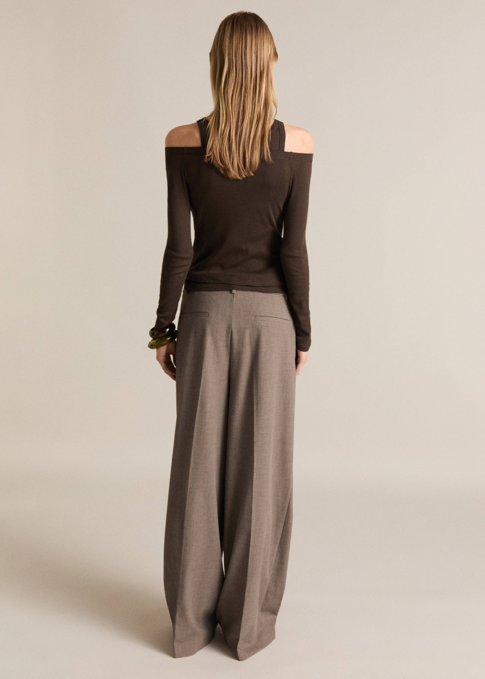 Contrasting cotton-blend T-shirt - Reverse of the article