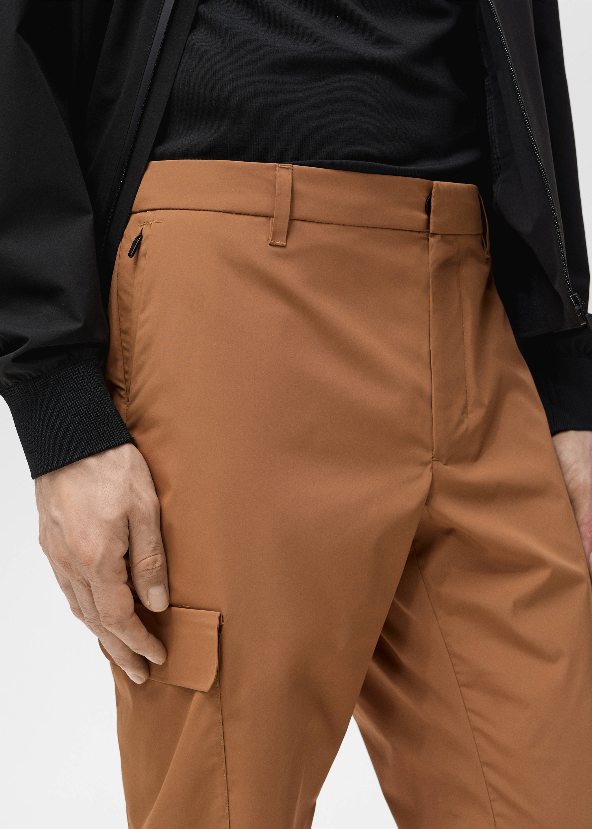 Pantalón cargo termorregulador comfort stretch - Detalle del artículo 4, Marrón tabaco. Ref: 87054390-00.