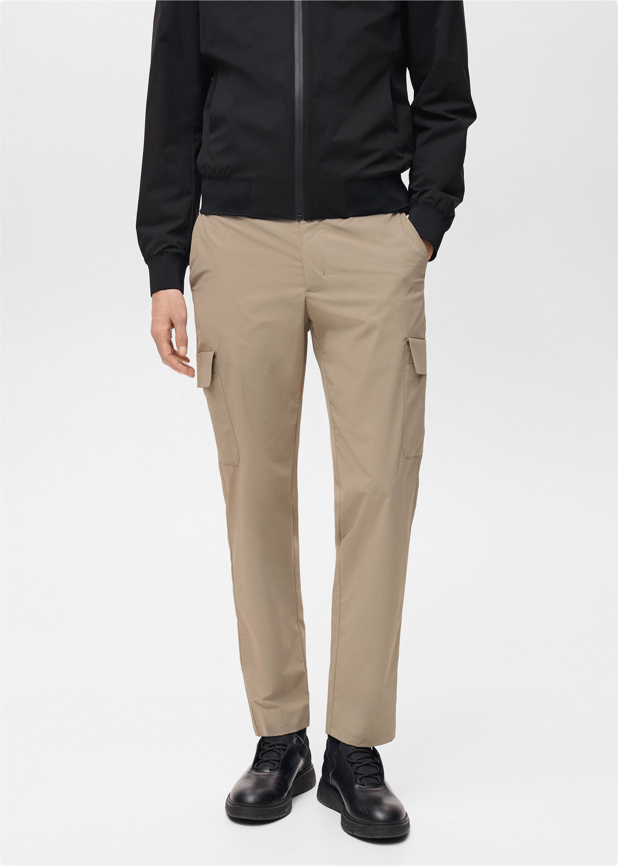 Pantalón cargo termorregulador comfort stretch - Plano medio, Marrón medio. Ref: 87054390-00.