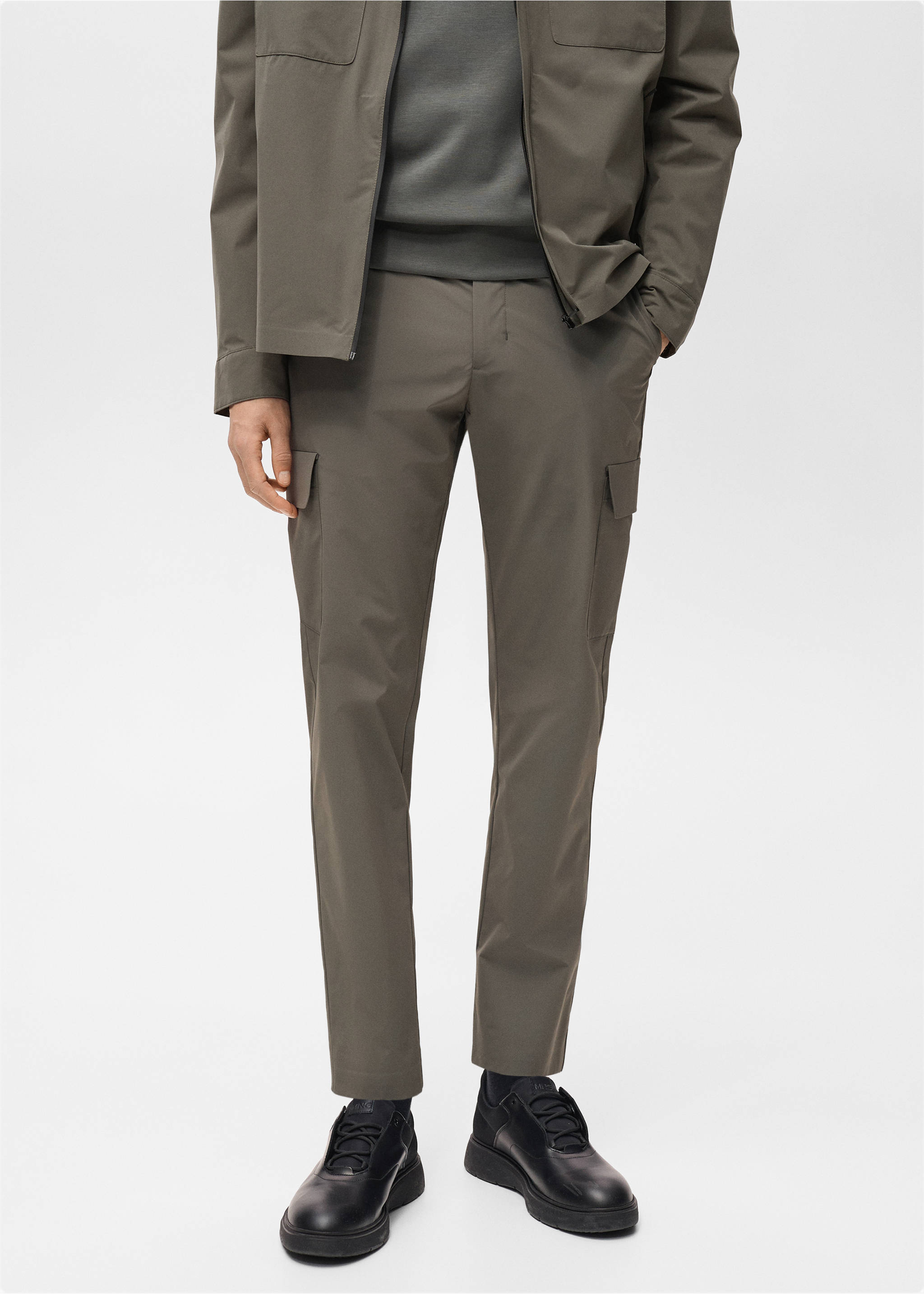 Pantalón cargo termorregulador comfort stretch - Plano medio, Verde medio. Ref: 87054390-00.