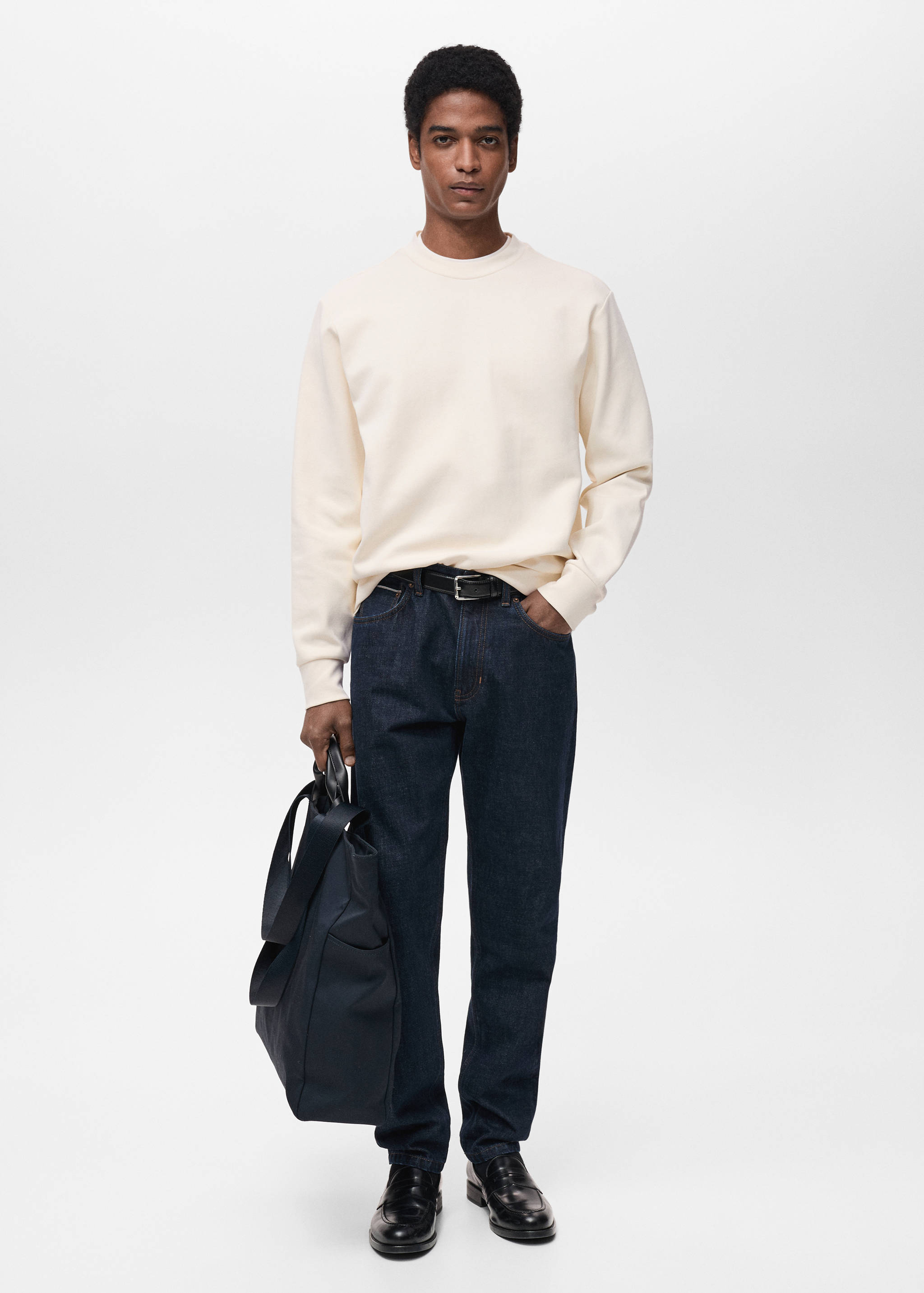 بلوزة قطنية بقصّة منتظمة - رؤية عامة