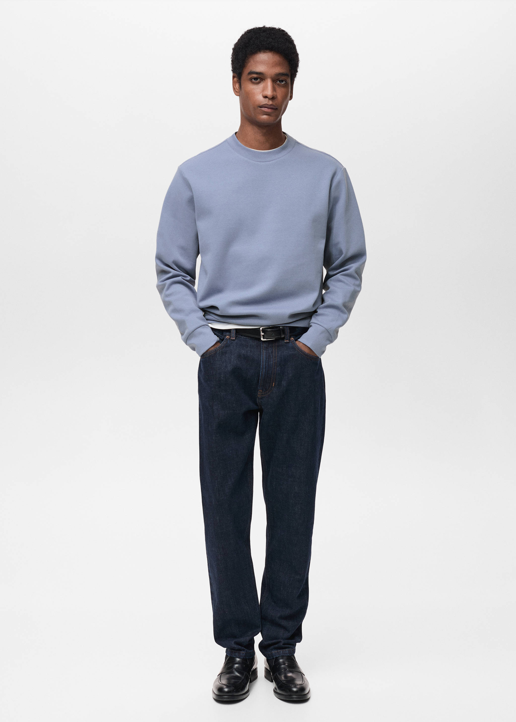 بلوزة قطنية بقصّة منتظمة - رؤية عامة