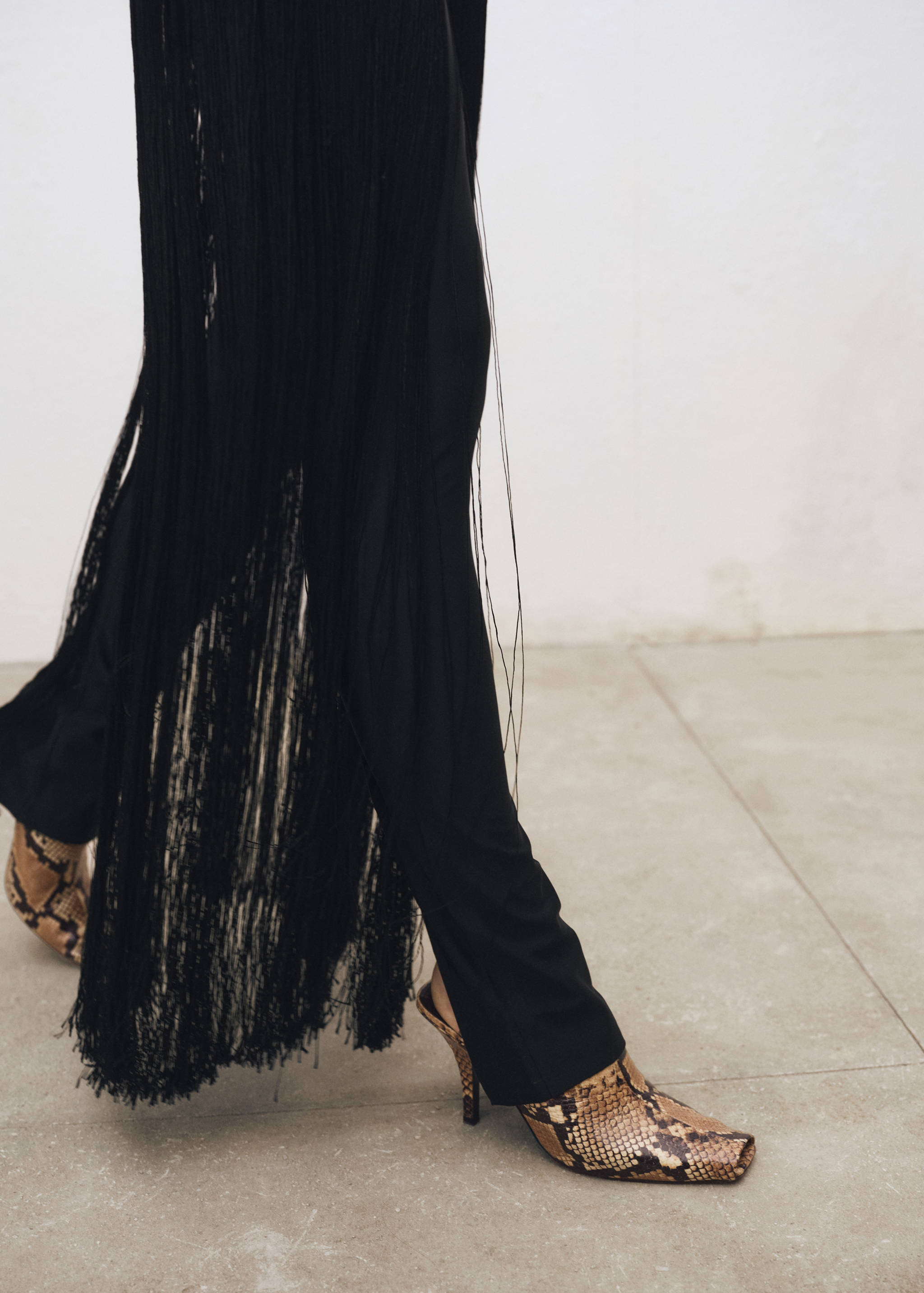 Animal-print open-back leather heeled shoes - General plane