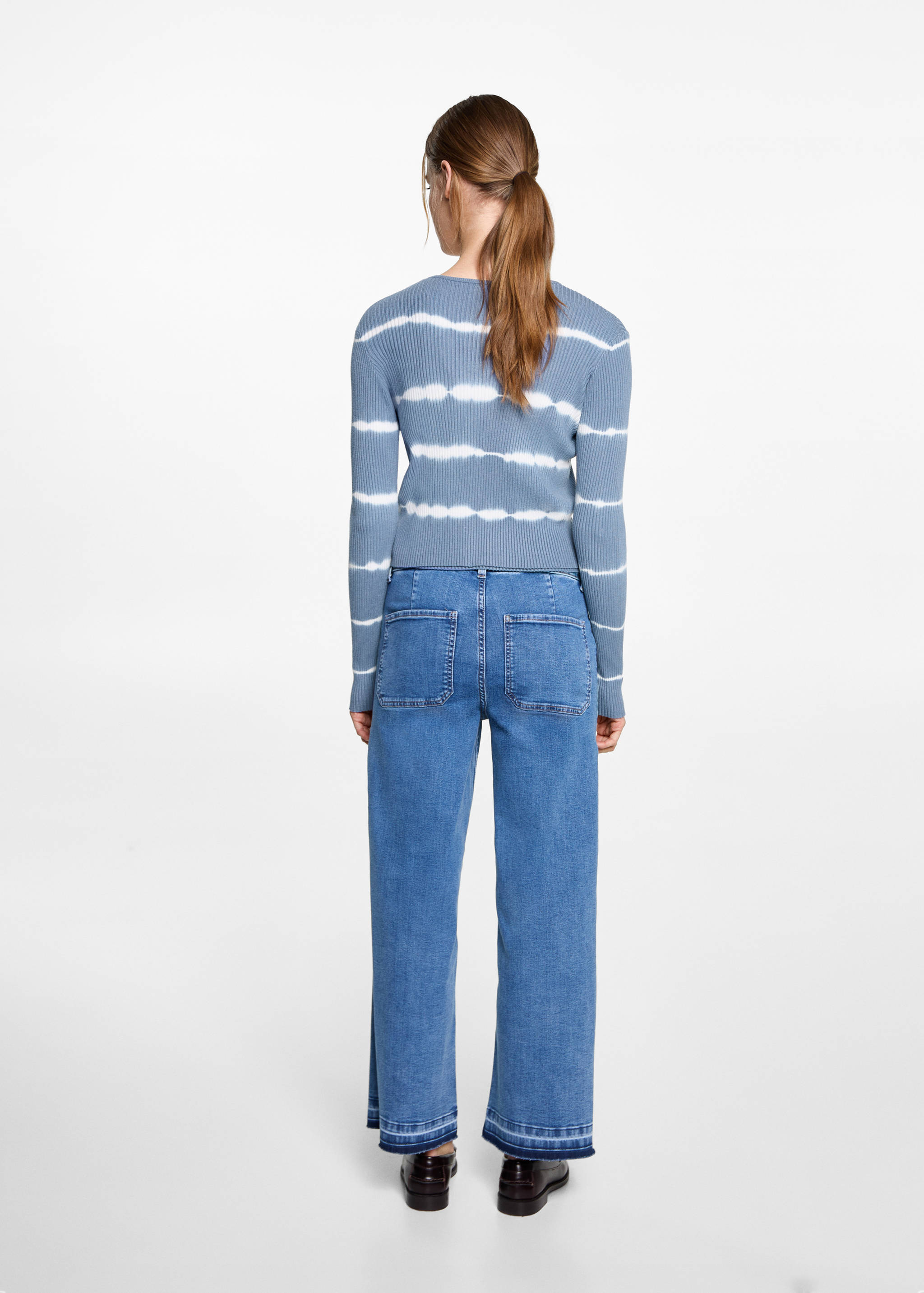 Fine-knit cardigan - Reverse of the article