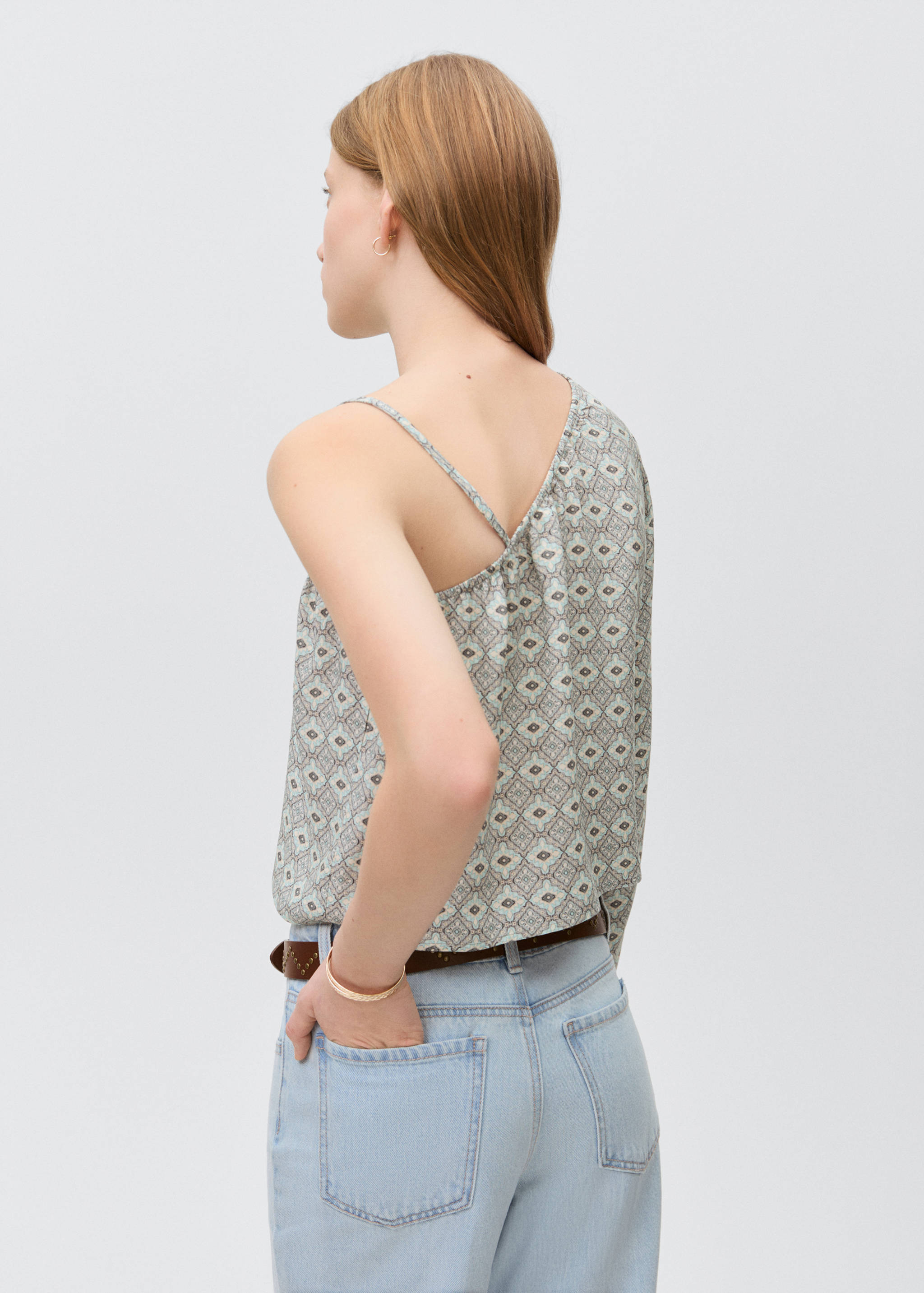 Asymmetrical printed blouse - Reverse of the article