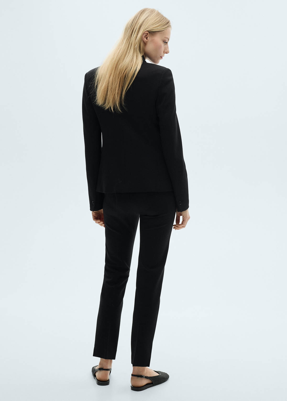 Straight mid-rise trousers — Black
