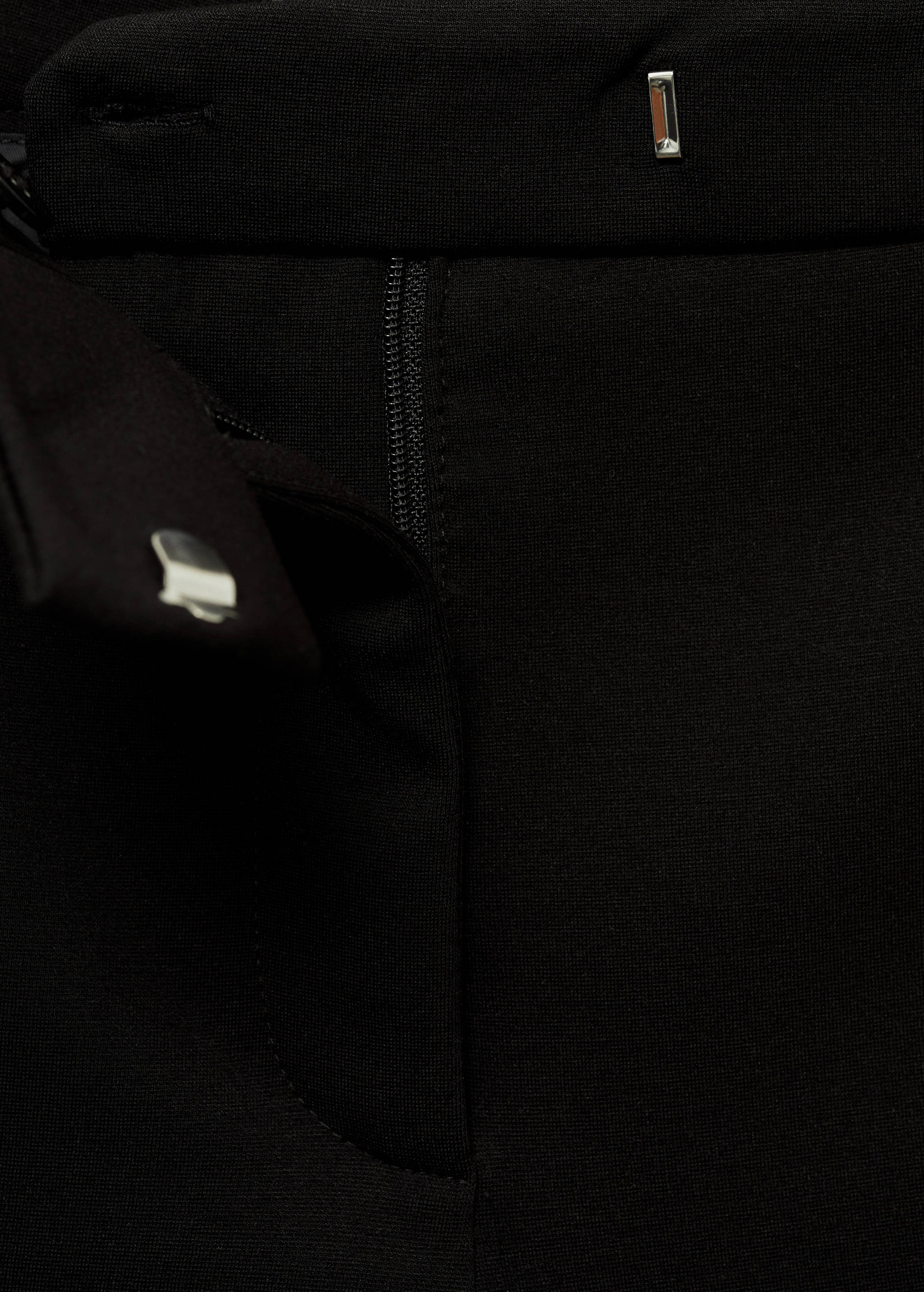 Straight mid-rise pants - Details of the article 0